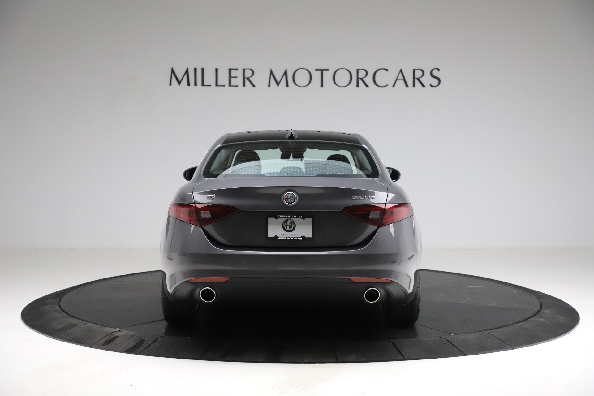 New 2021 Alfa Romeo Giulia Q4 | St. Petersburg, FL
