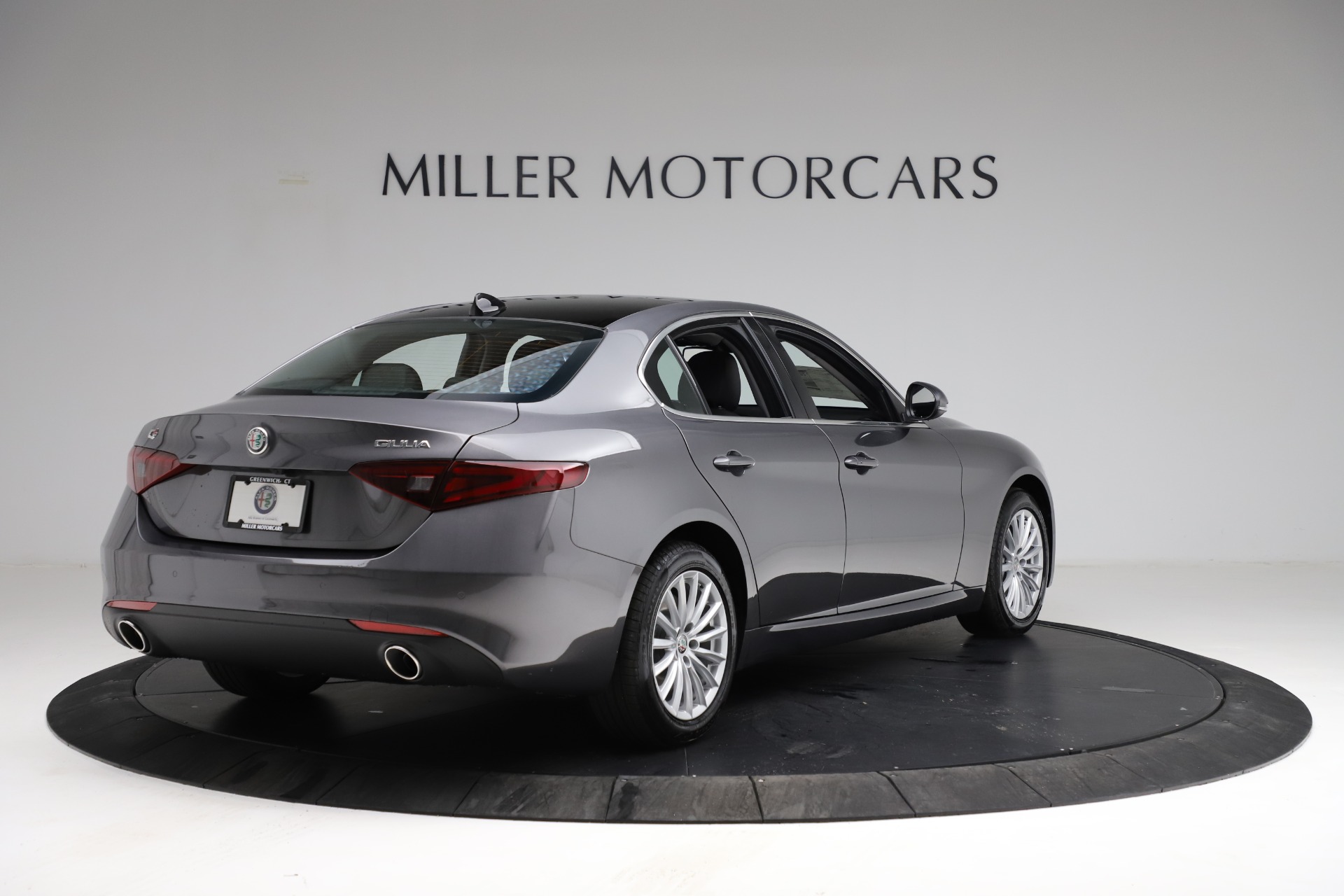 New 2021 Alfa Romeo Giulia Q4 | St. Petersburg, FL