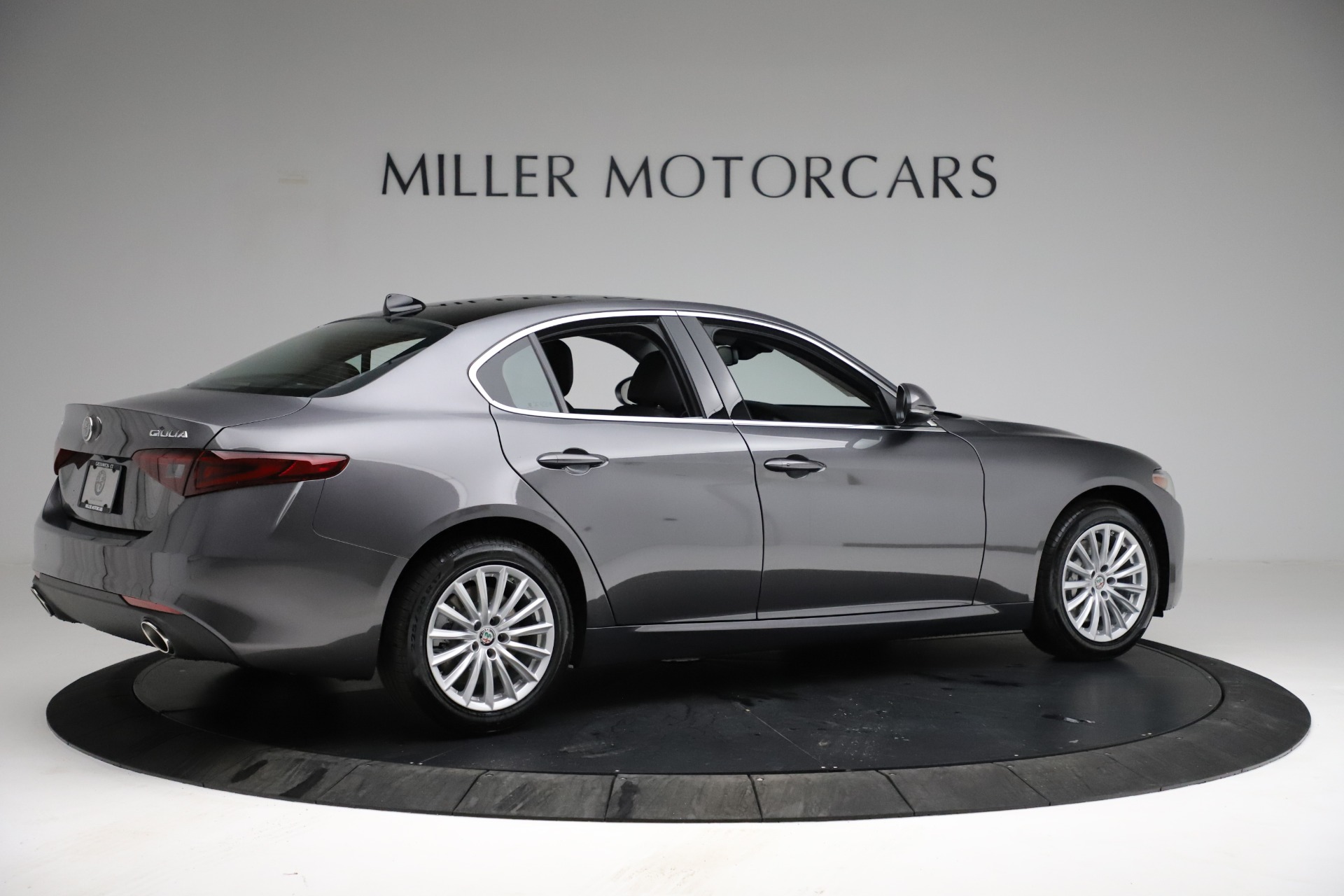 New 2021 Alfa Romeo Giulia Q4 | St. Petersburg, FL