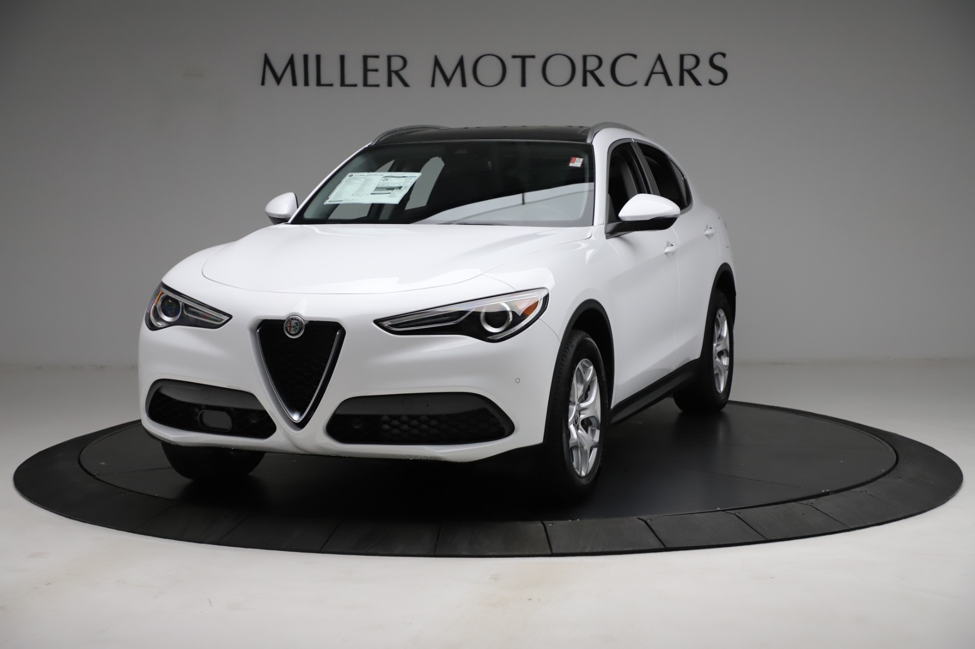 New 2021 Alfa Romeo Stelvio Q4 | St. Petersburg, FL