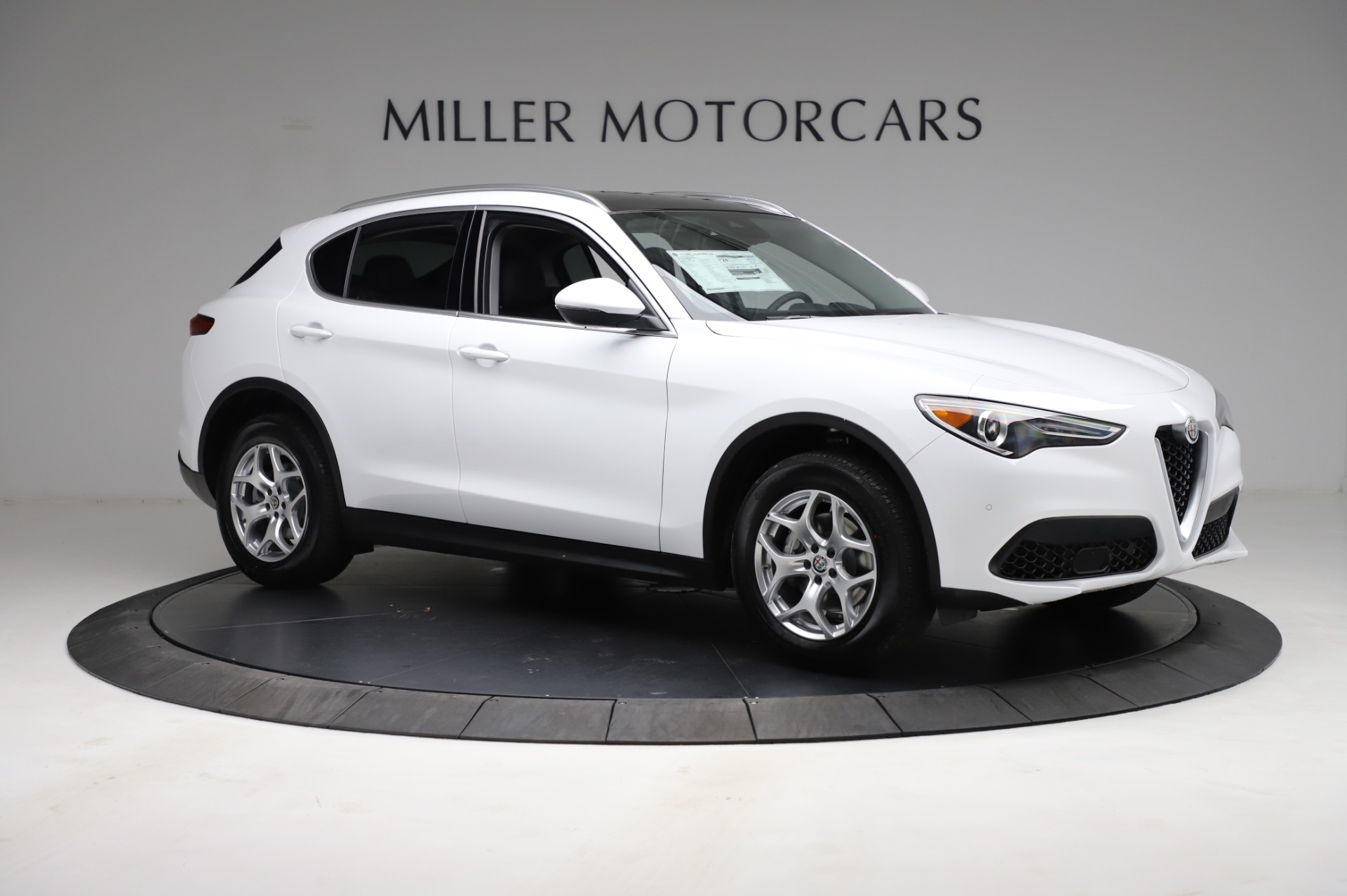 New 2021 Alfa Romeo Stelvio Q4 | St. Petersburg, FL