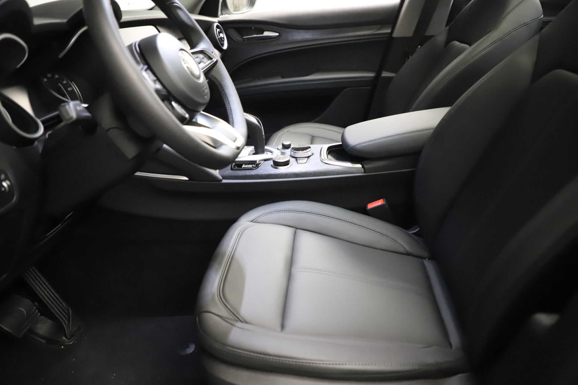 New 2021 Alfa Romeo Stelvio Q4 | St. Petersburg, FL