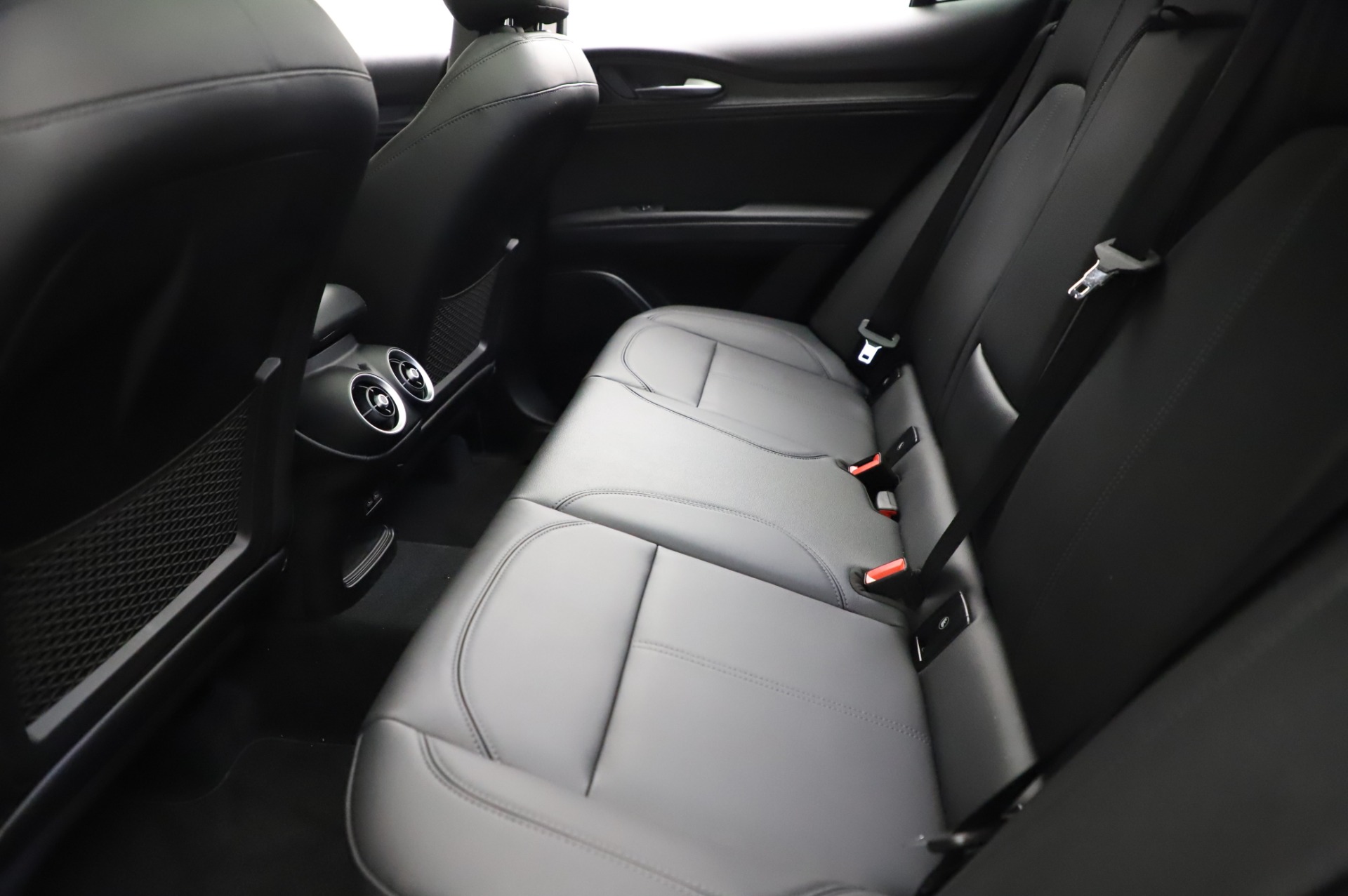 New 2021 Alfa Romeo Stelvio Q4 | St. Petersburg, FL