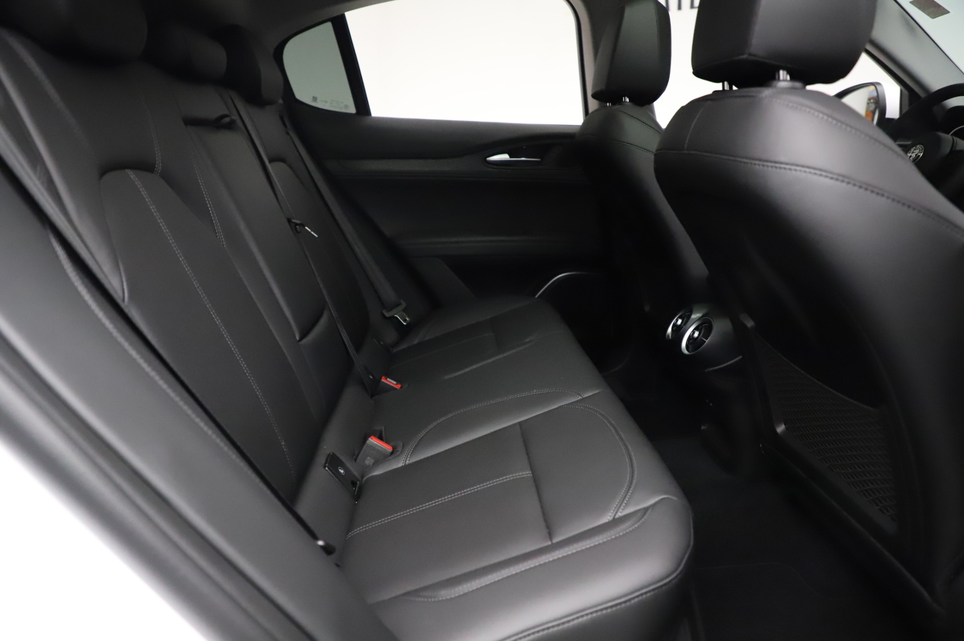 New 2021 Alfa Romeo Stelvio Q4 | St. Petersburg, FL