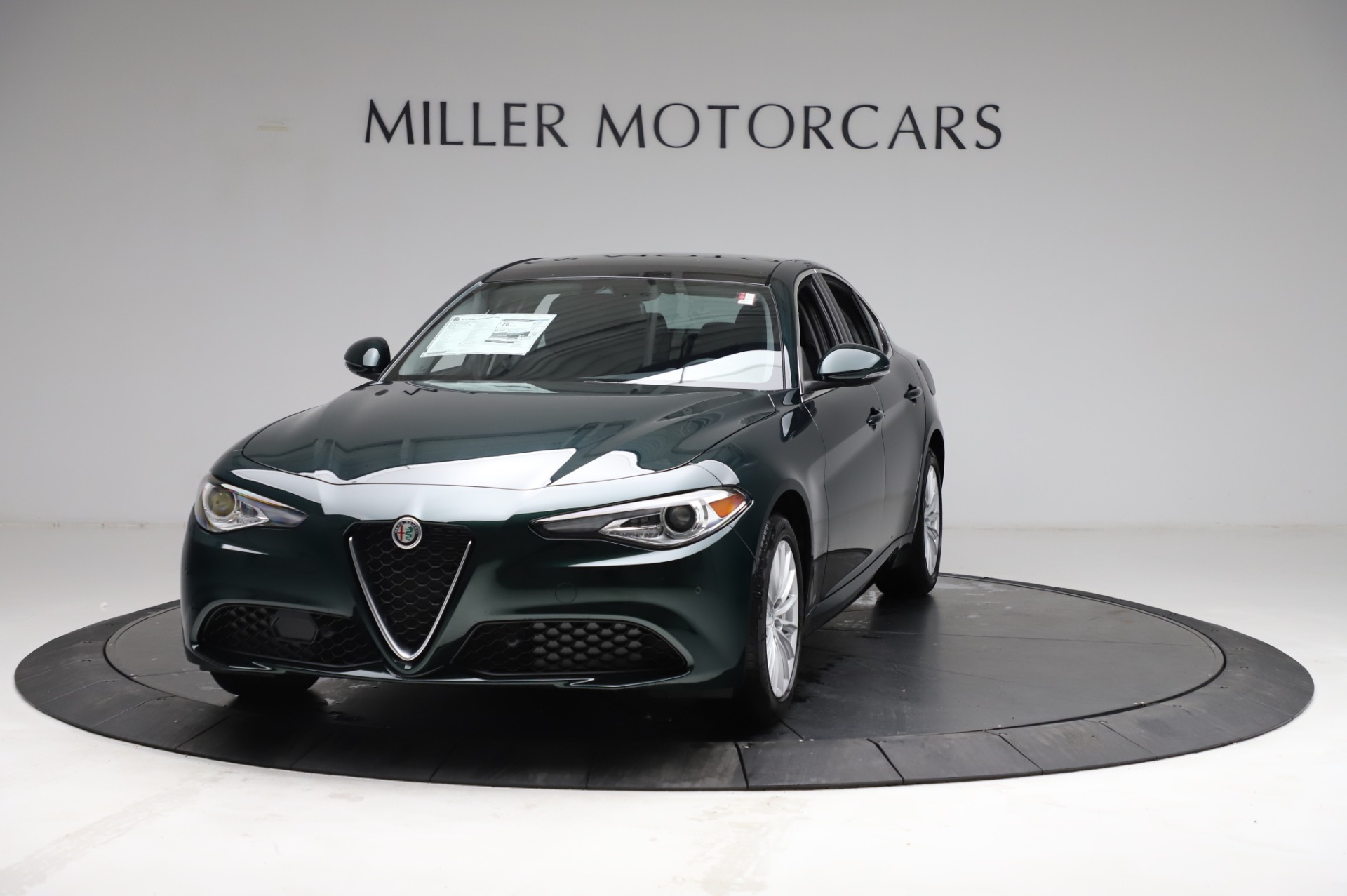 New 2021 Alfa Romeo Giulia Q4 | St. Petersburg, FL