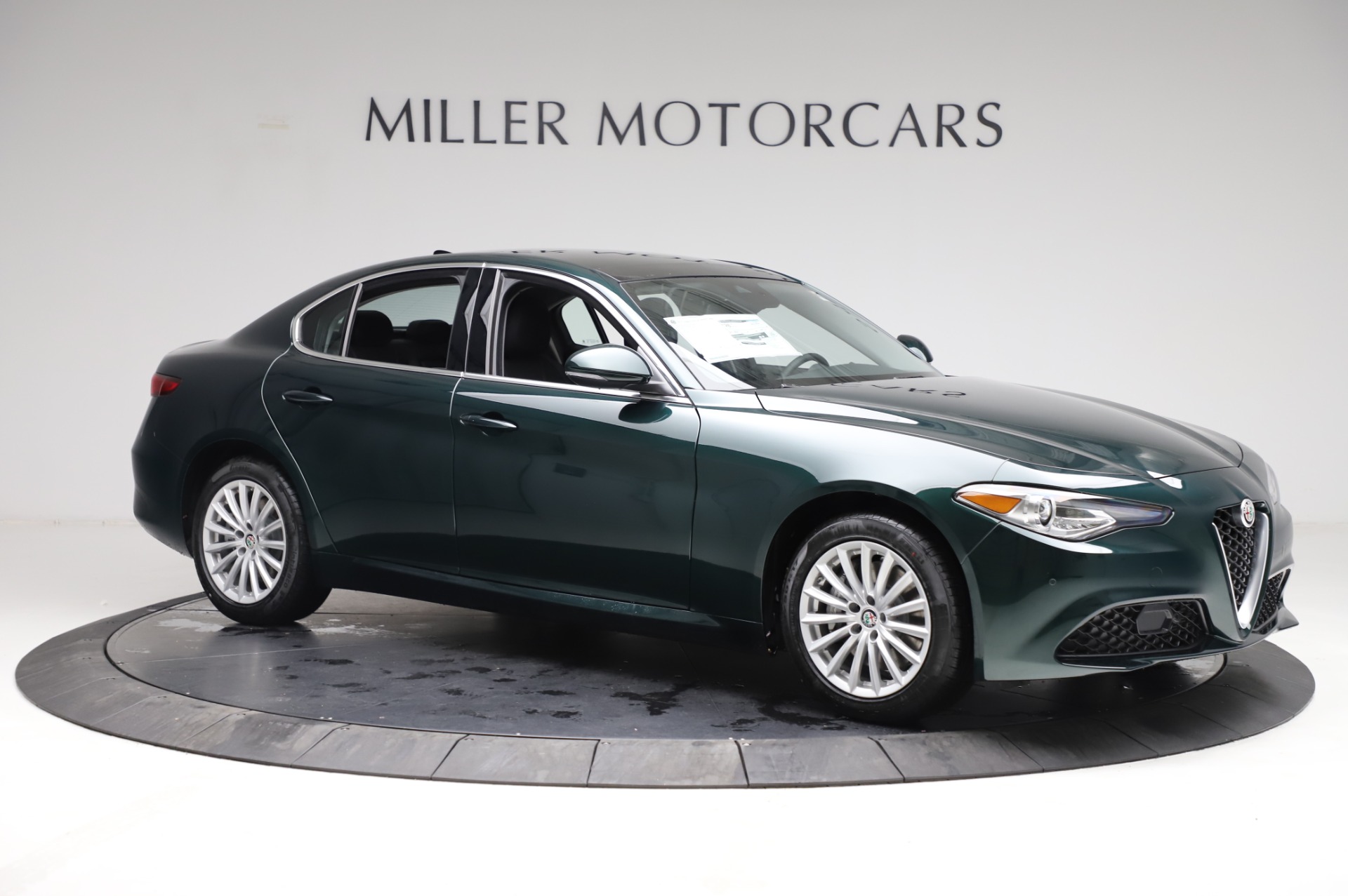 New 2021 Alfa Romeo Giulia Q4 | St. Petersburg, FL