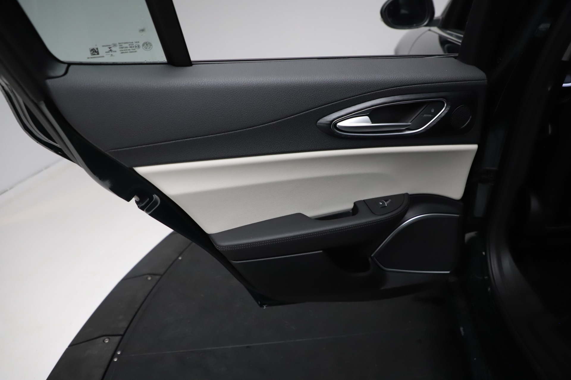 New 2021 Alfa Romeo Giulia Q4 | St. Petersburg, FL