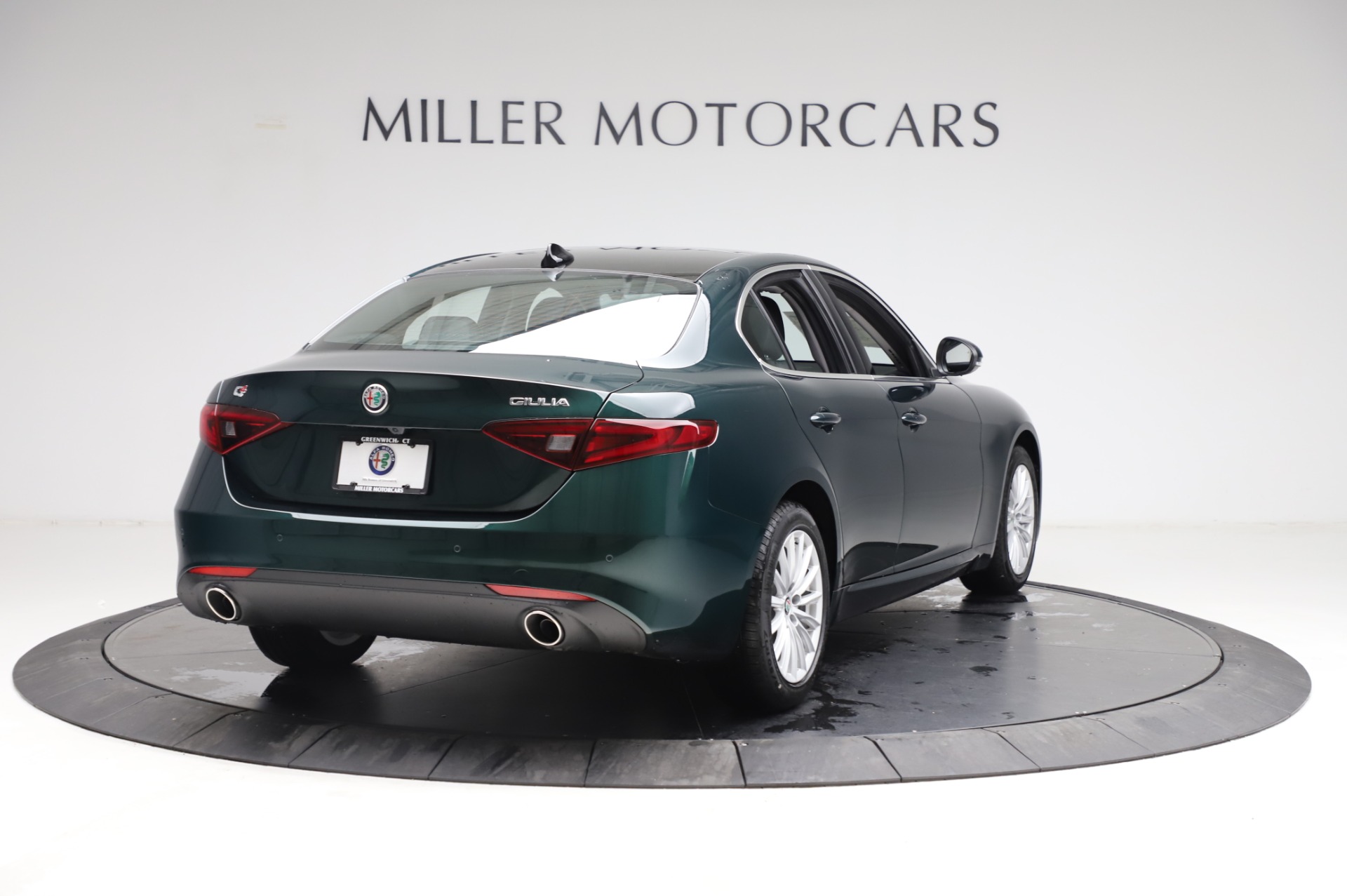 New 2021 Alfa Romeo Giulia Q4 | St. Petersburg, FL