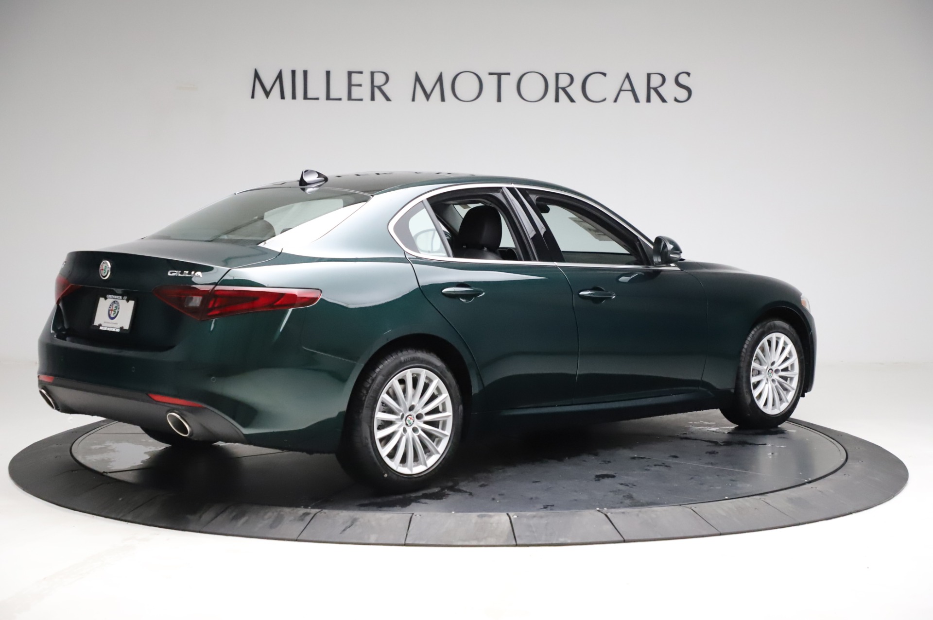 New 2021 Alfa Romeo Giulia Q4 | St. Petersburg, FL
