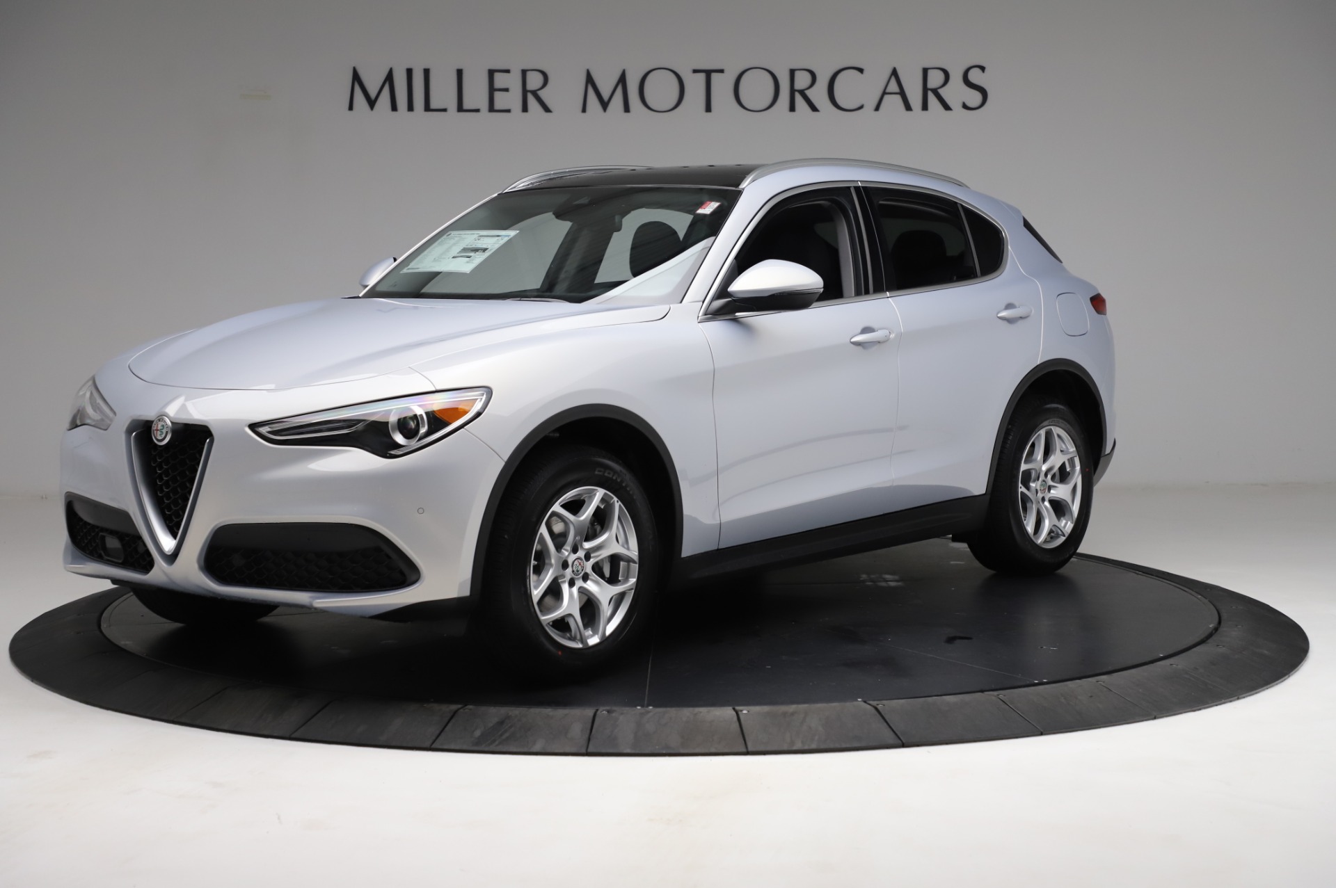 New 2021 Alfa Romeo Stelvio Q4 | St. Petersburg, FL