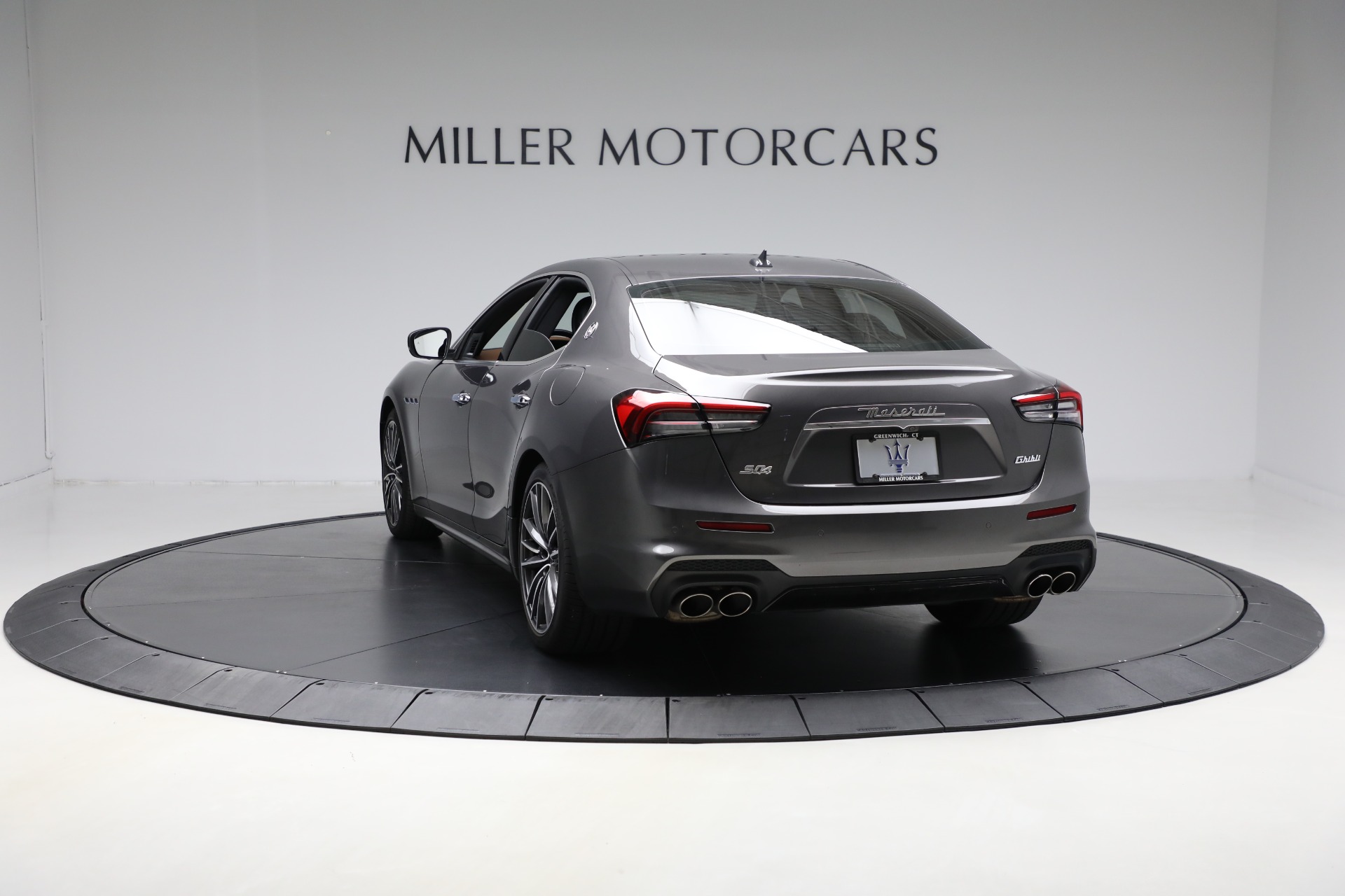 New 2021 Maserati Ghibli S Q4 | St. Petersburg, FL