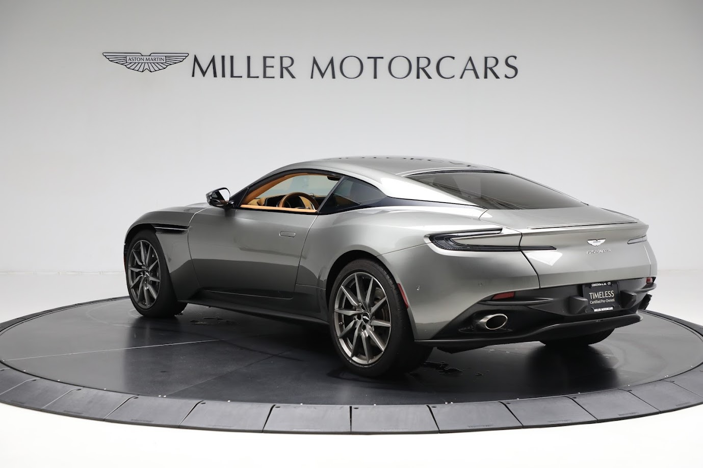 New 2021 Aston Martin DB11 V8 | St. Petersburg, FL