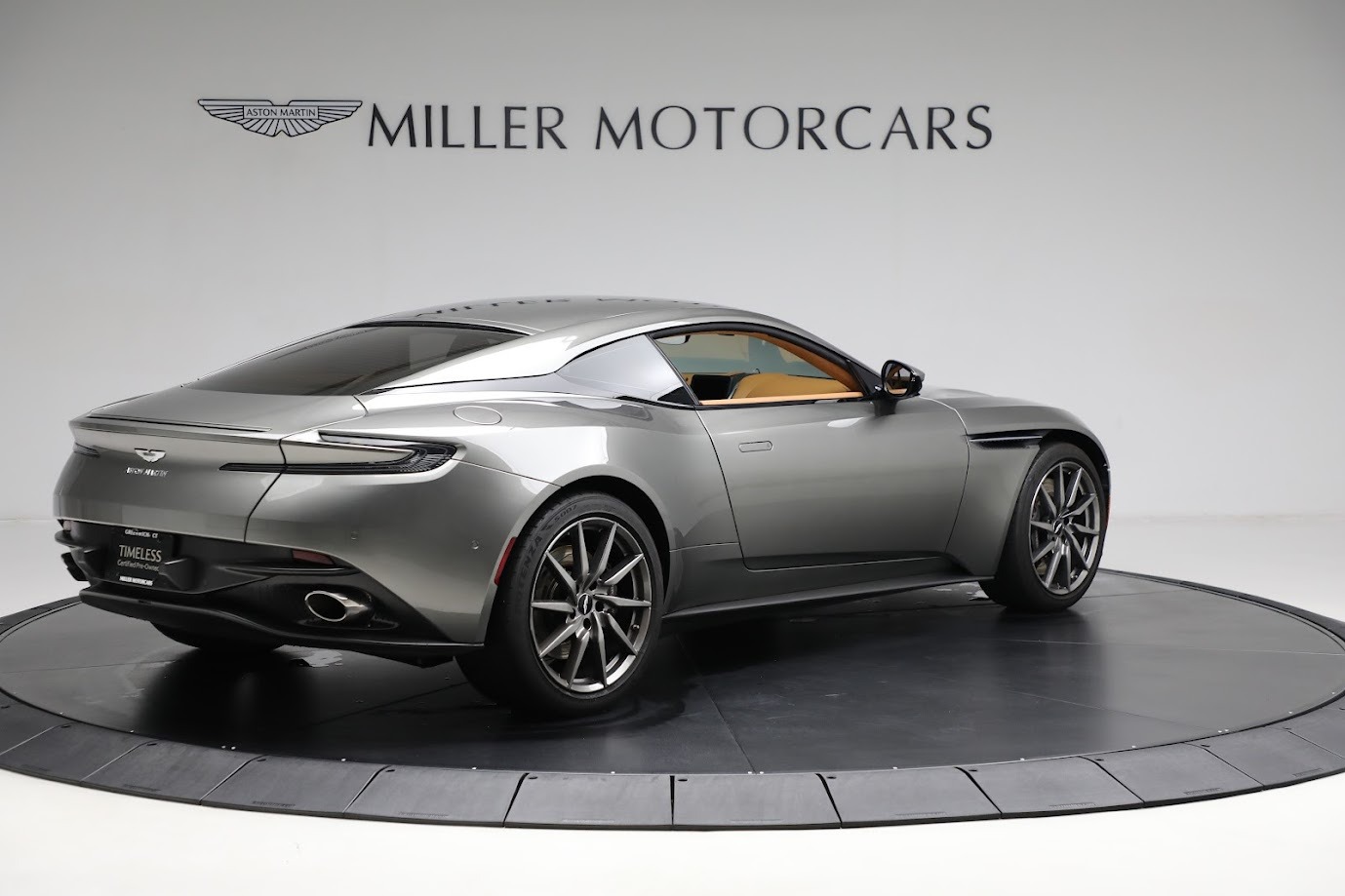 New 2021 Aston Martin DB11 V8 | St. Petersburg, FL