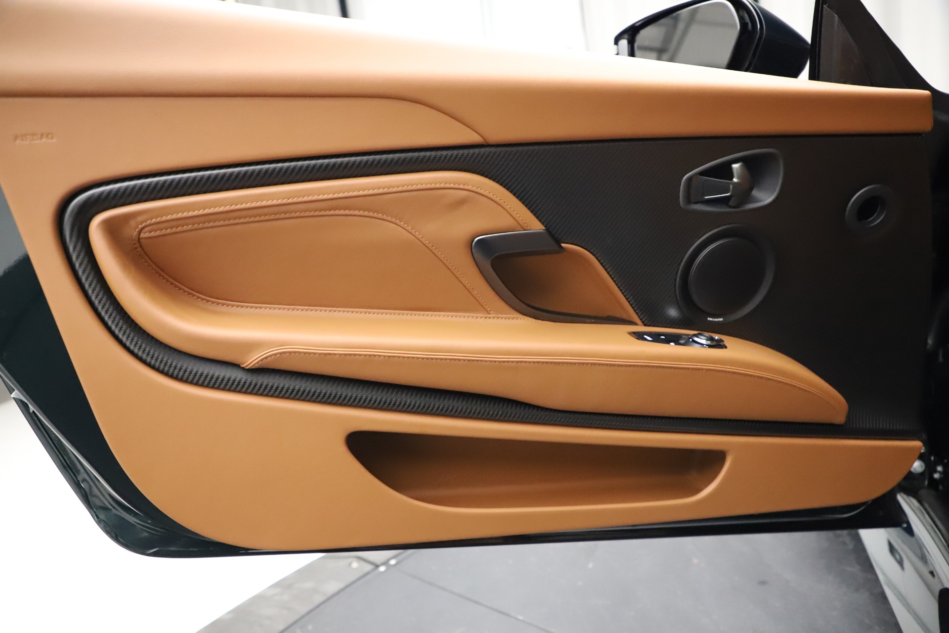 New 2021 Aston Martin DBS Superleggera Volante | St. Petersburg, FL