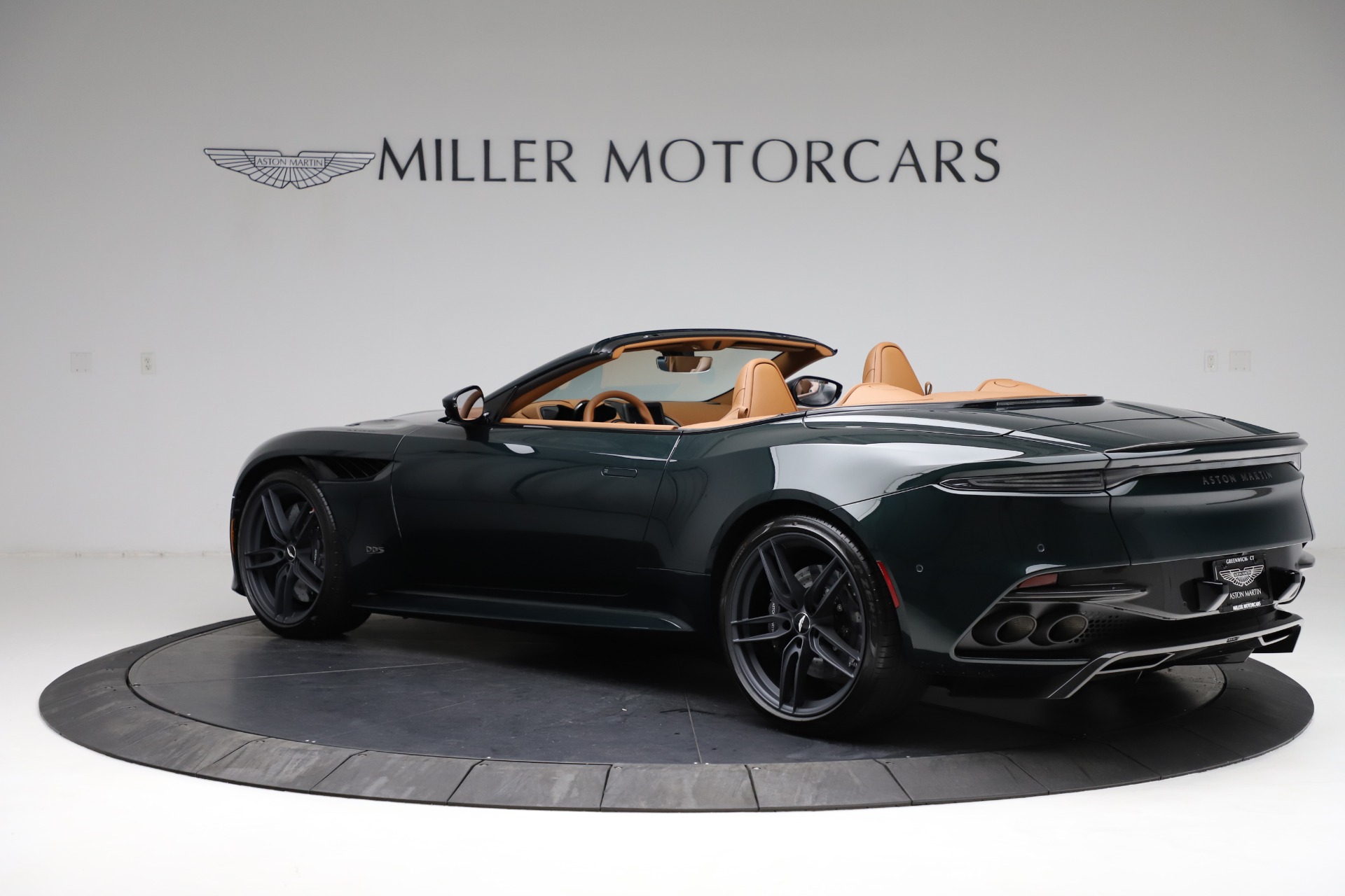 New 2021 Aston Martin DBS Superleggera Volante | St. Petersburg, FL