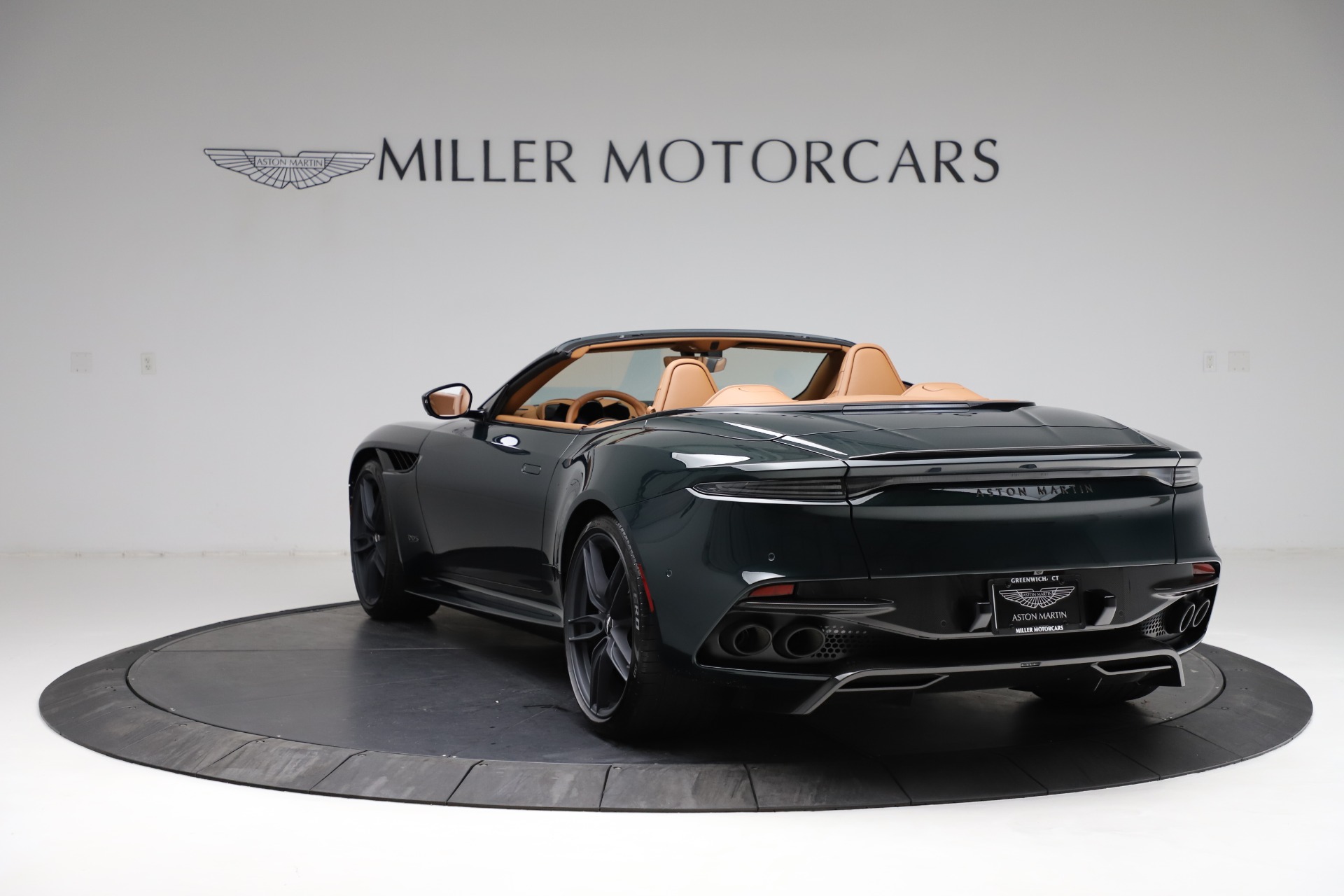 New 2021 Aston Martin DBS Superleggera Volante | St. Petersburg, FL