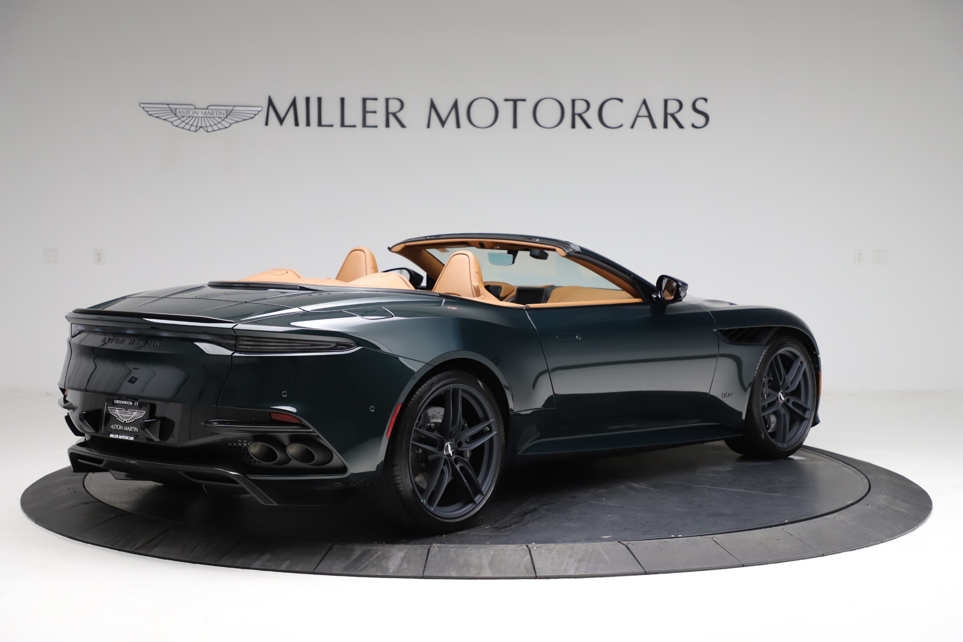 New 2021 Aston Martin DBS Superleggera Volante | St. Petersburg, FL