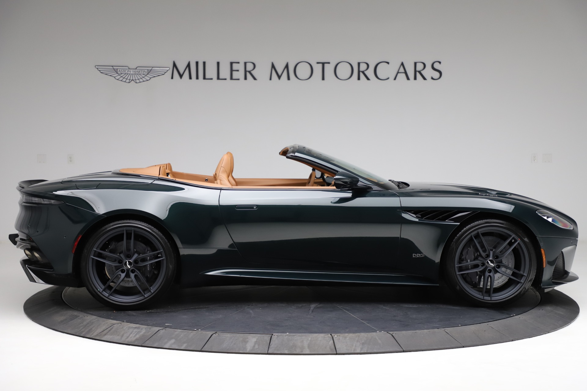 New 2021 Aston Martin DBS Superleggera Volante | St. Petersburg, FL