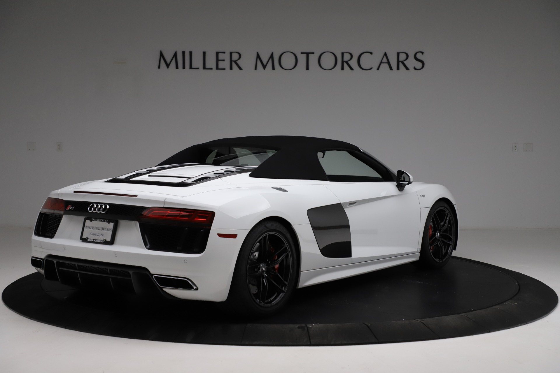 Used 2018 Audi R8 Spyder | St. Petersburg, FL