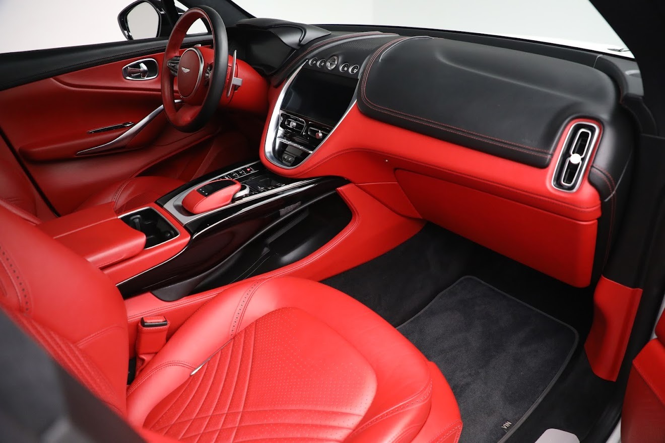 New 2021 Aston Martin DBX | St. Petersburg, FL