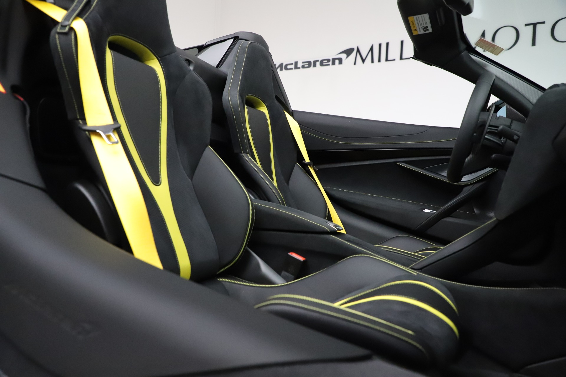 New 2021 McLaren 720S Spider | St. Petersburg, FL