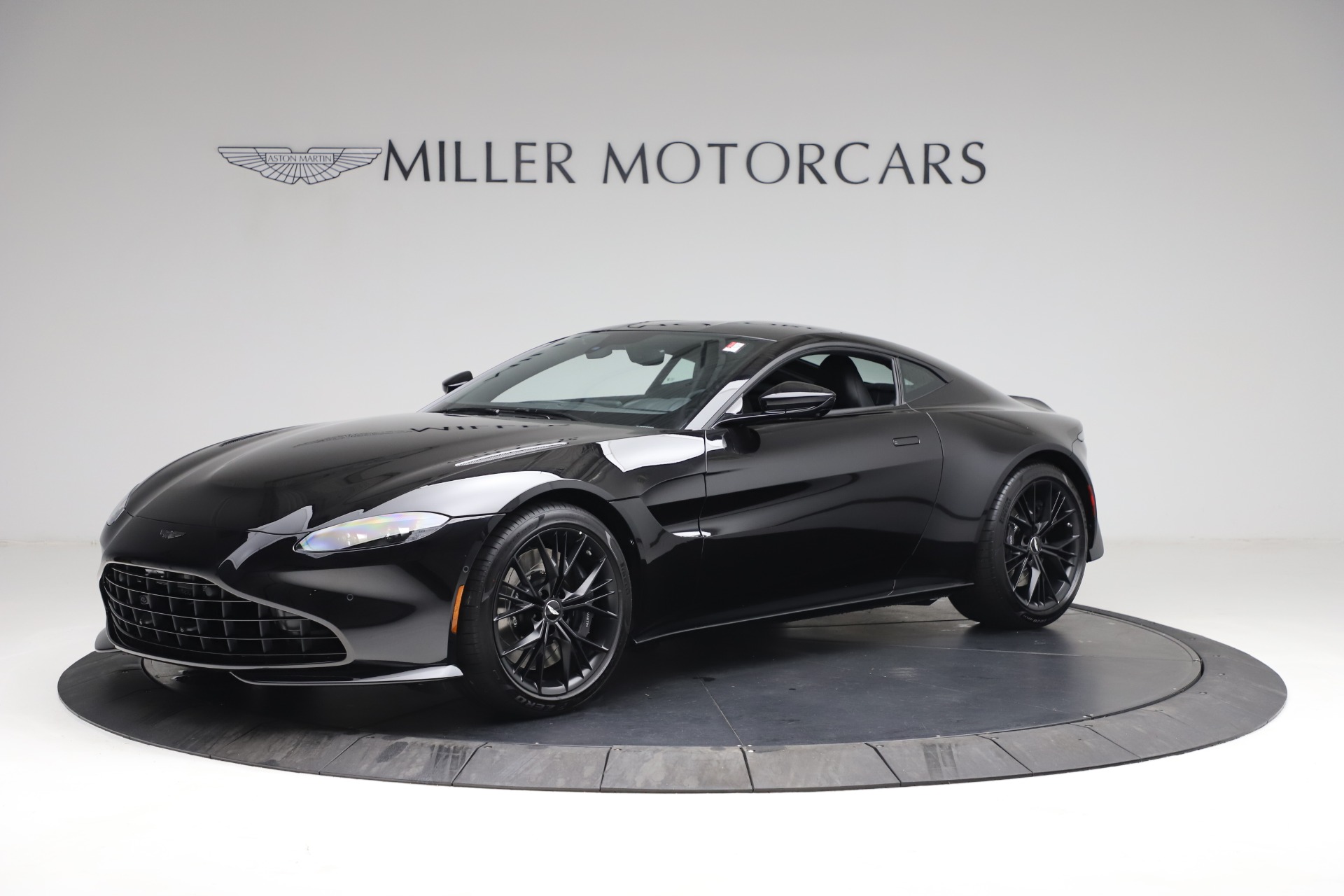 New 2021 Aston Martin Vantage | St. Petersburg, FL