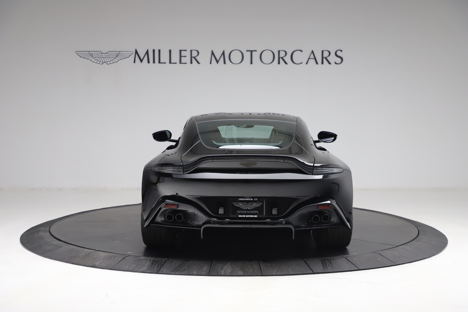 New 2021 Aston Martin Vantage | St. Petersburg, FL