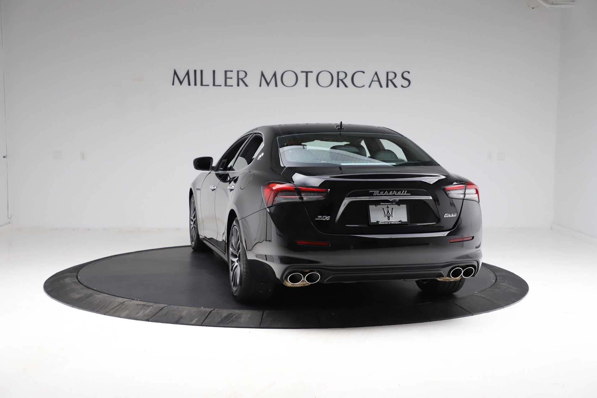 New 2021 Maserati Ghibli S Q4 | St. Petersburg, FL