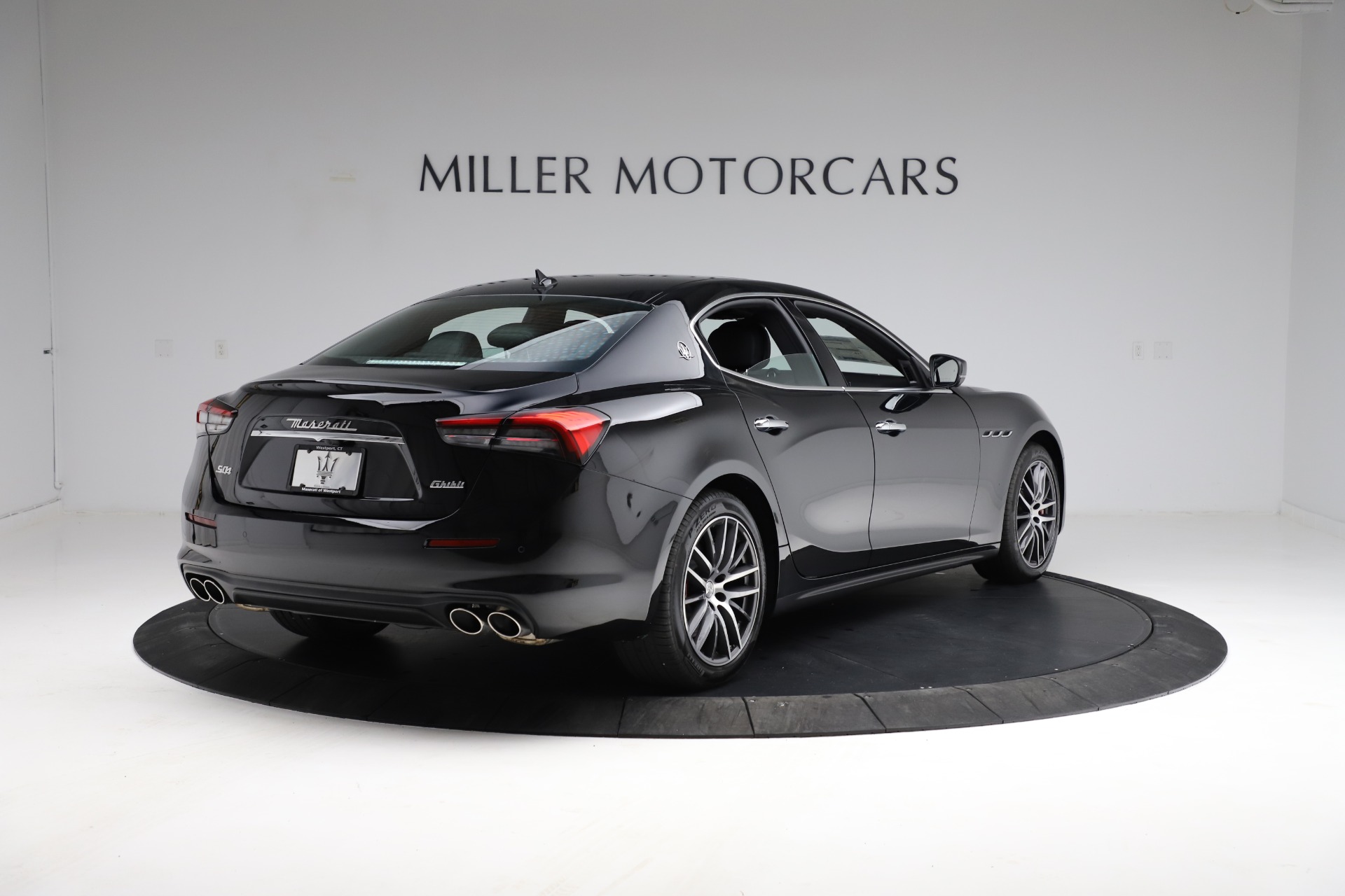New 2021 Maserati Ghibli S Q4 | St. Petersburg, FL