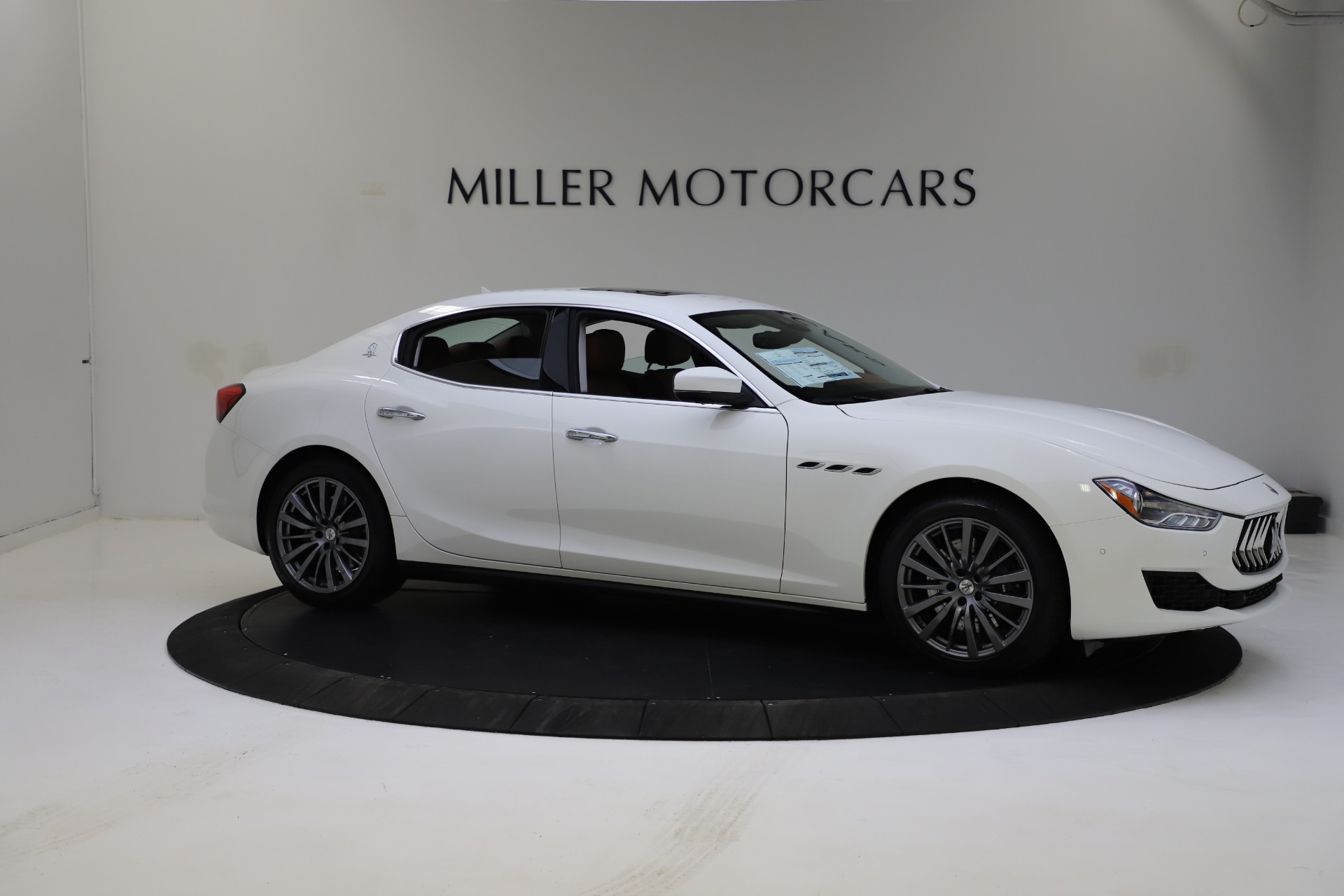 New 2021 Maserati Ghibli S Q4 | St. Petersburg, FL