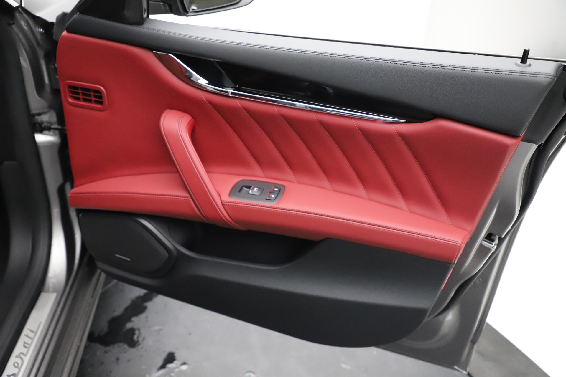 New 2021 Maserati Quattroporte S Q4 GranLusso | St. Petersburg, FL