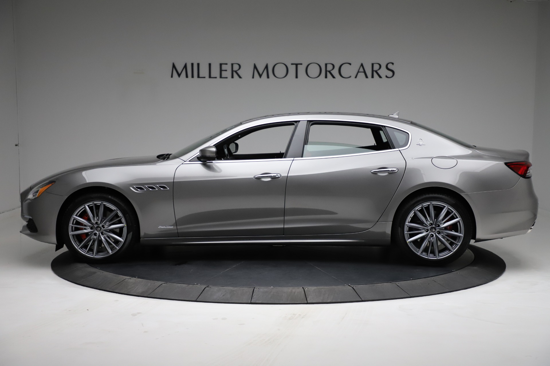 New 2021 Maserati Quattroporte S Q4 GranLusso | St. Petersburg, FL