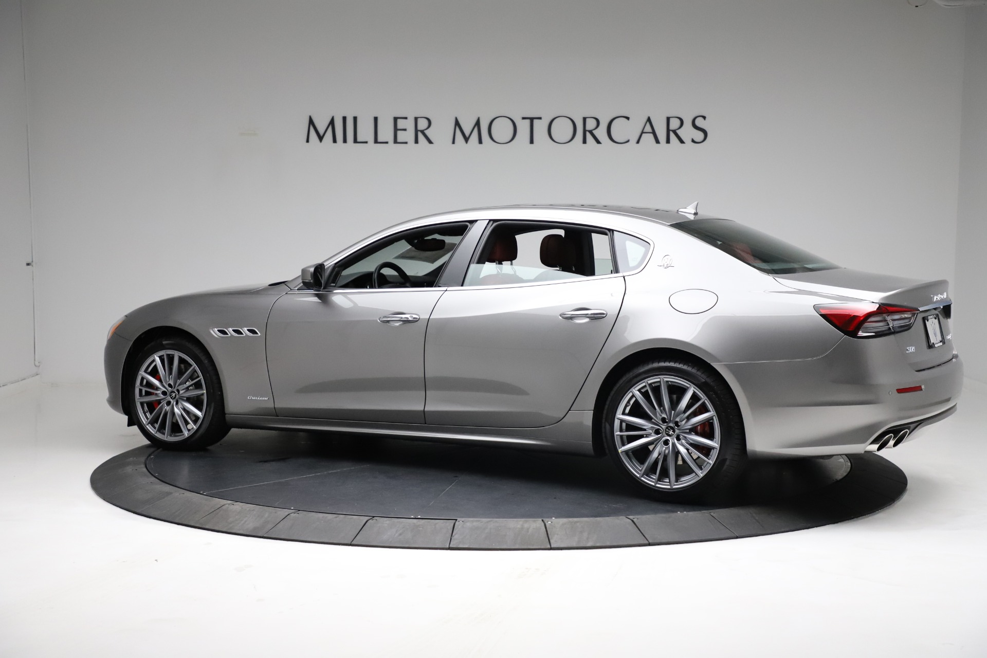 New 2021 Maserati Quattroporte S Q4 GranLusso | St. Petersburg, FL