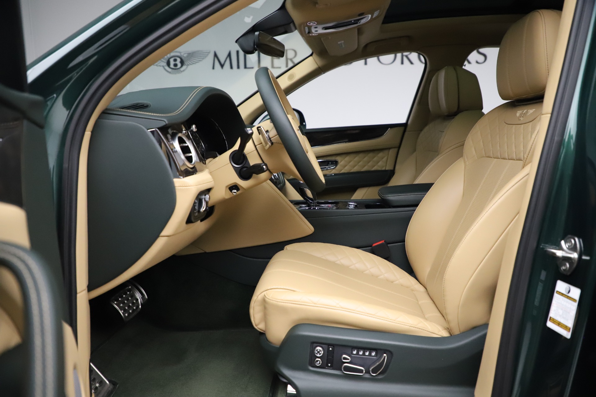 Used 2018 Bentley Bentayga W12 Signature | St. Petersburg, FL
