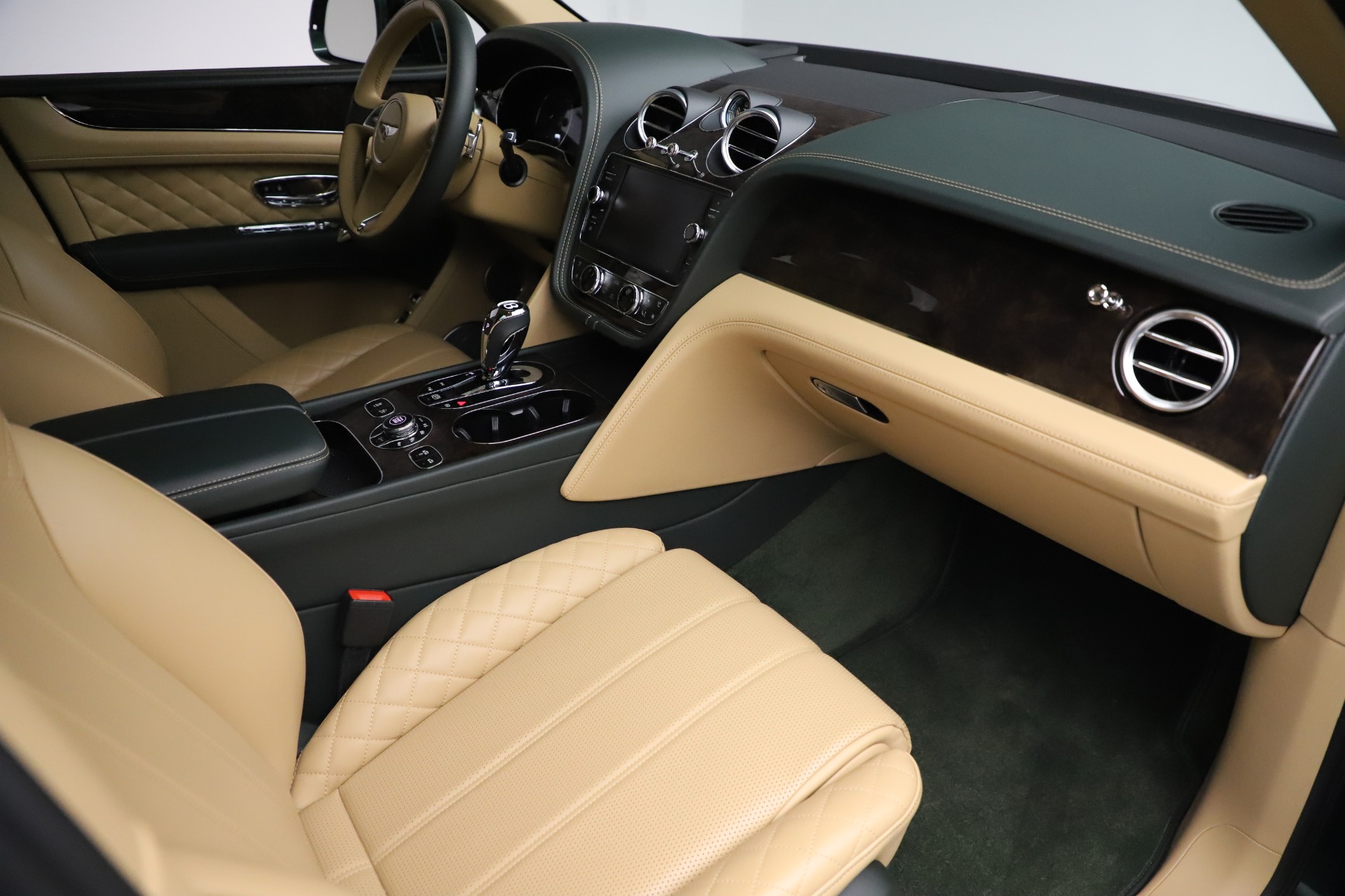 Used 2018 Bentley Bentayga W12 Signature | St. Petersburg, FL