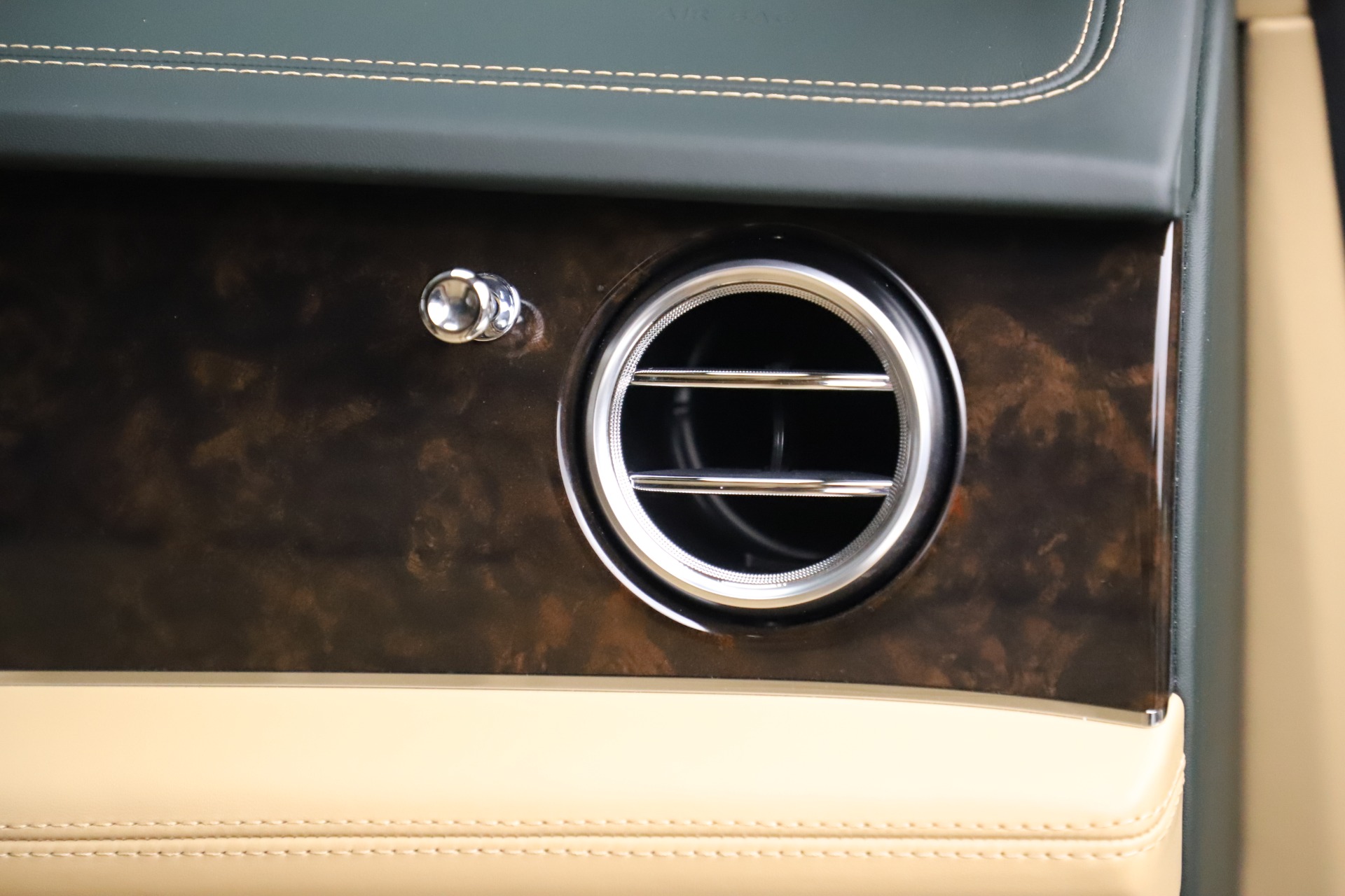 Used 2018 Bentley Bentayga W12 Signature | St. Petersburg, FL