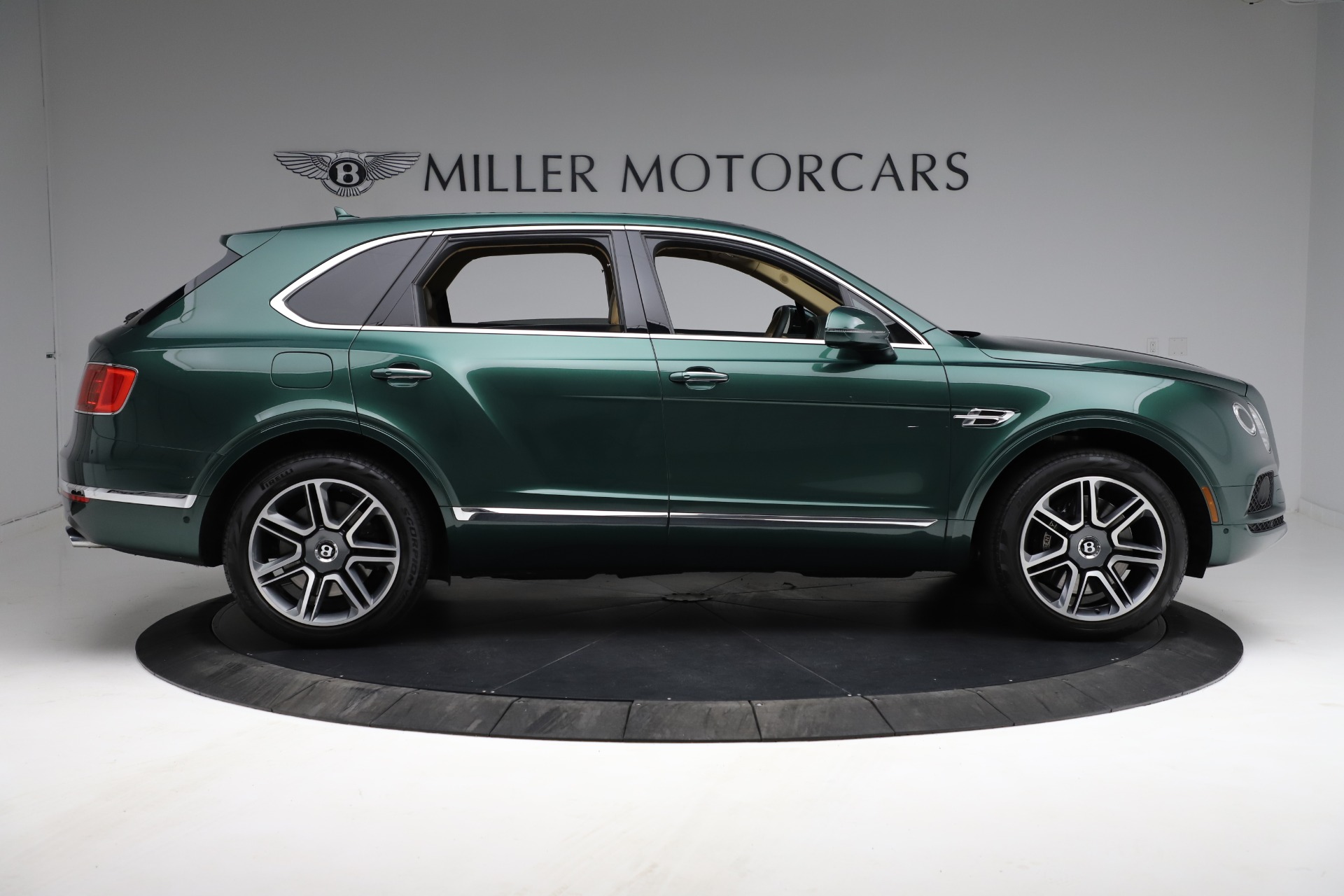 Used 2018 Bentley Bentayga W12 Signature | St. Petersburg, FL