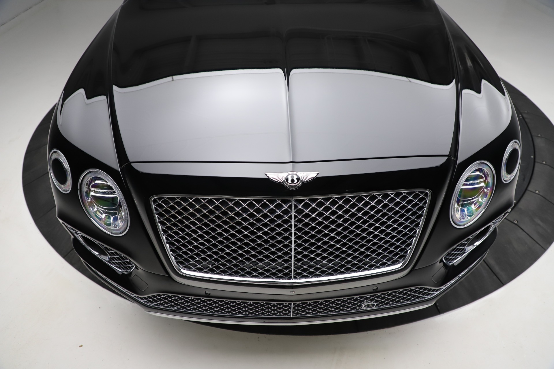 Used 2018 Bentley Bentayga W12 Signature | St. Petersburg, FL