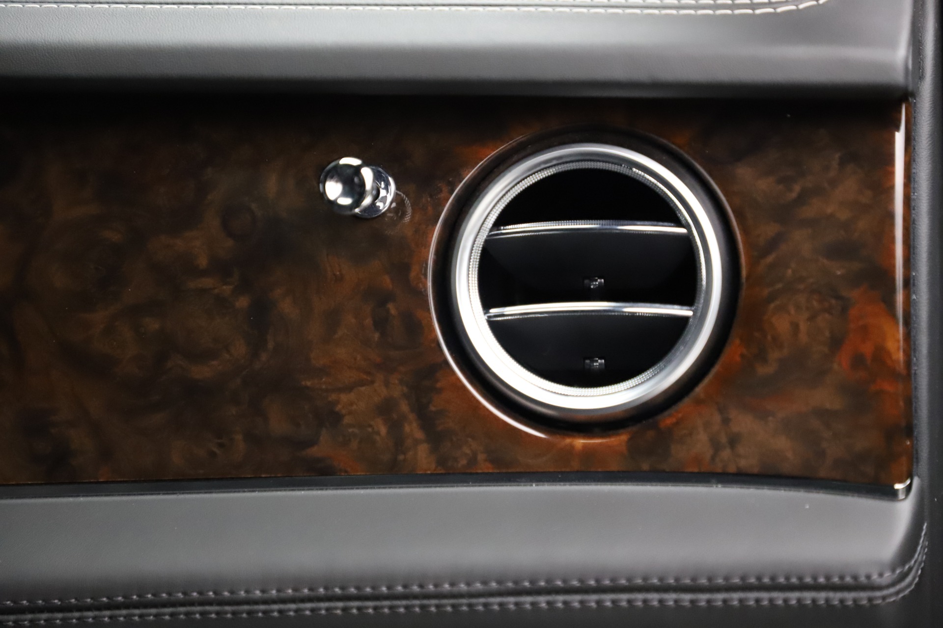Used 2018 Bentley Bentayga W12 Signature | St. Petersburg, FL