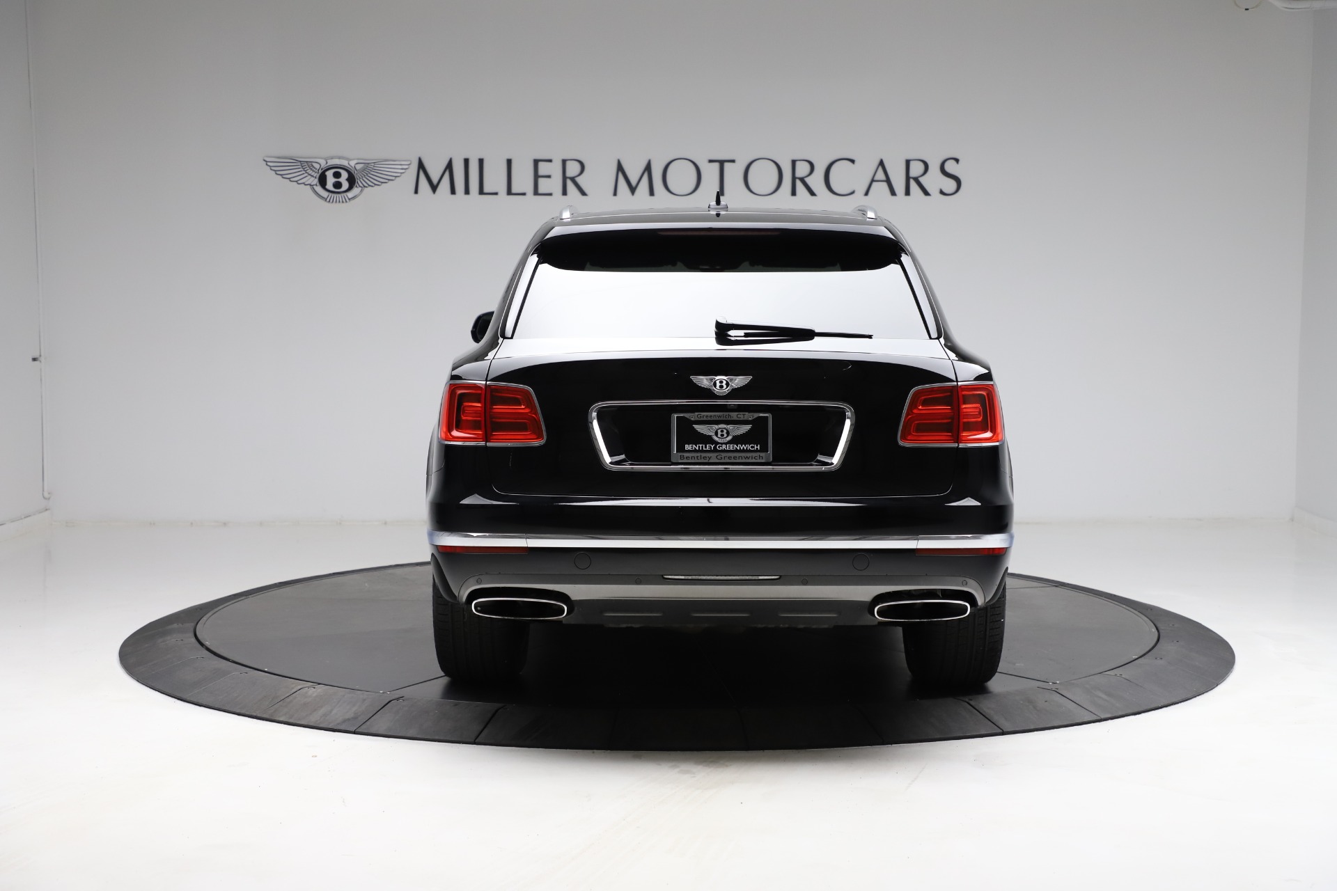 Used 2018 Bentley Bentayga W12 Signature | St. Petersburg, FL