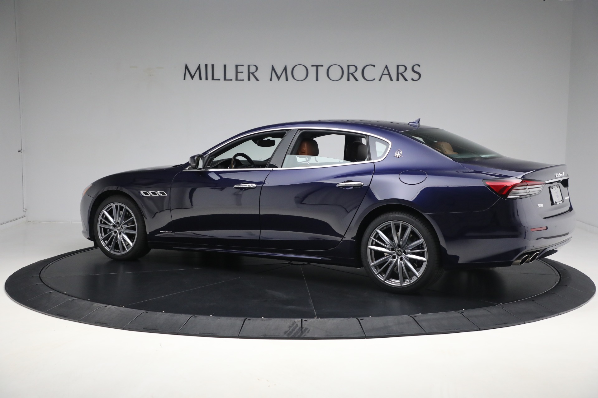 New 2021 Maserati Quattroporte S Q4 GranLusso | St. Petersburg, FL