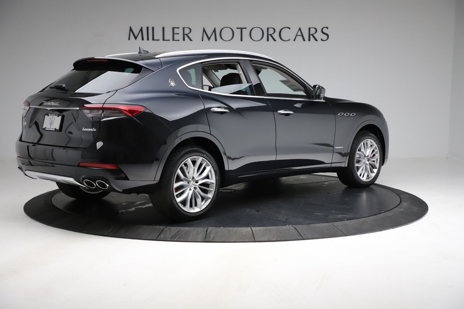 New 2021 Maserati Levante S Q4 GranLusso | St. Petersburg, FL