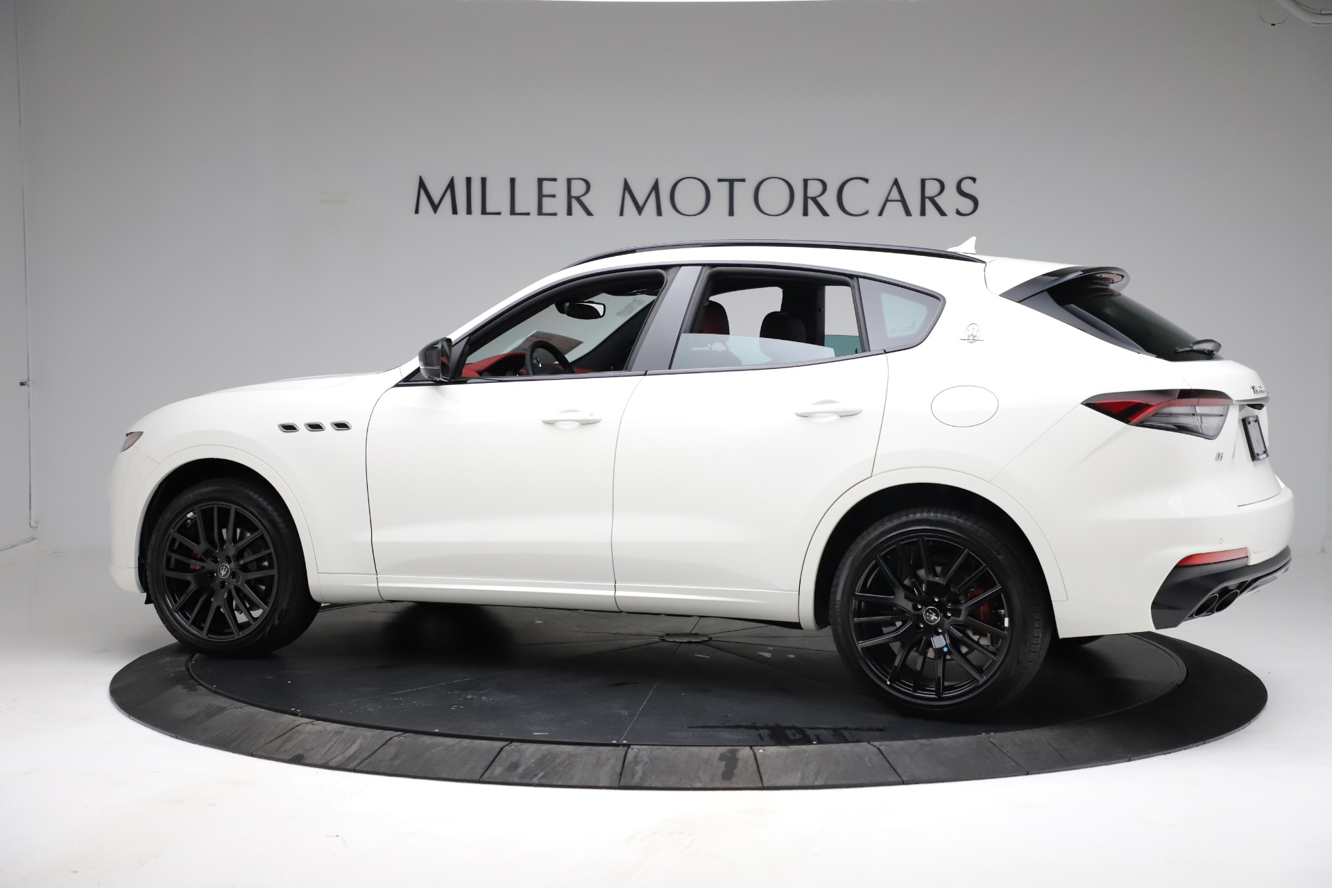 New 2021 Maserati Levante Q4 | St. Petersburg, FL