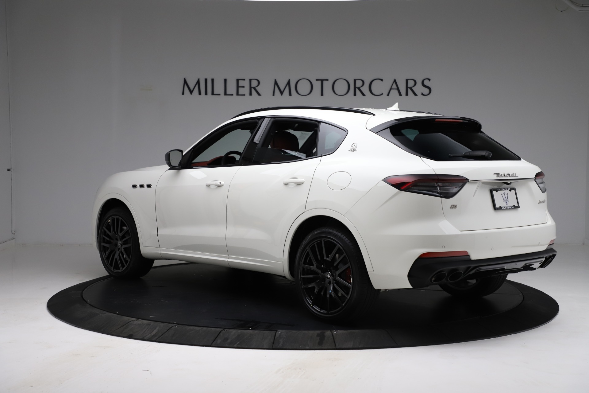 New 2021 Maserati Levante Q4 | St. Petersburg, FL