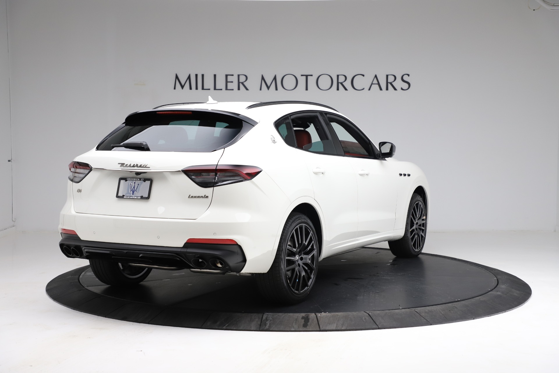 New 2021 Maserati Levante Q4 | St. Petersburg, FL