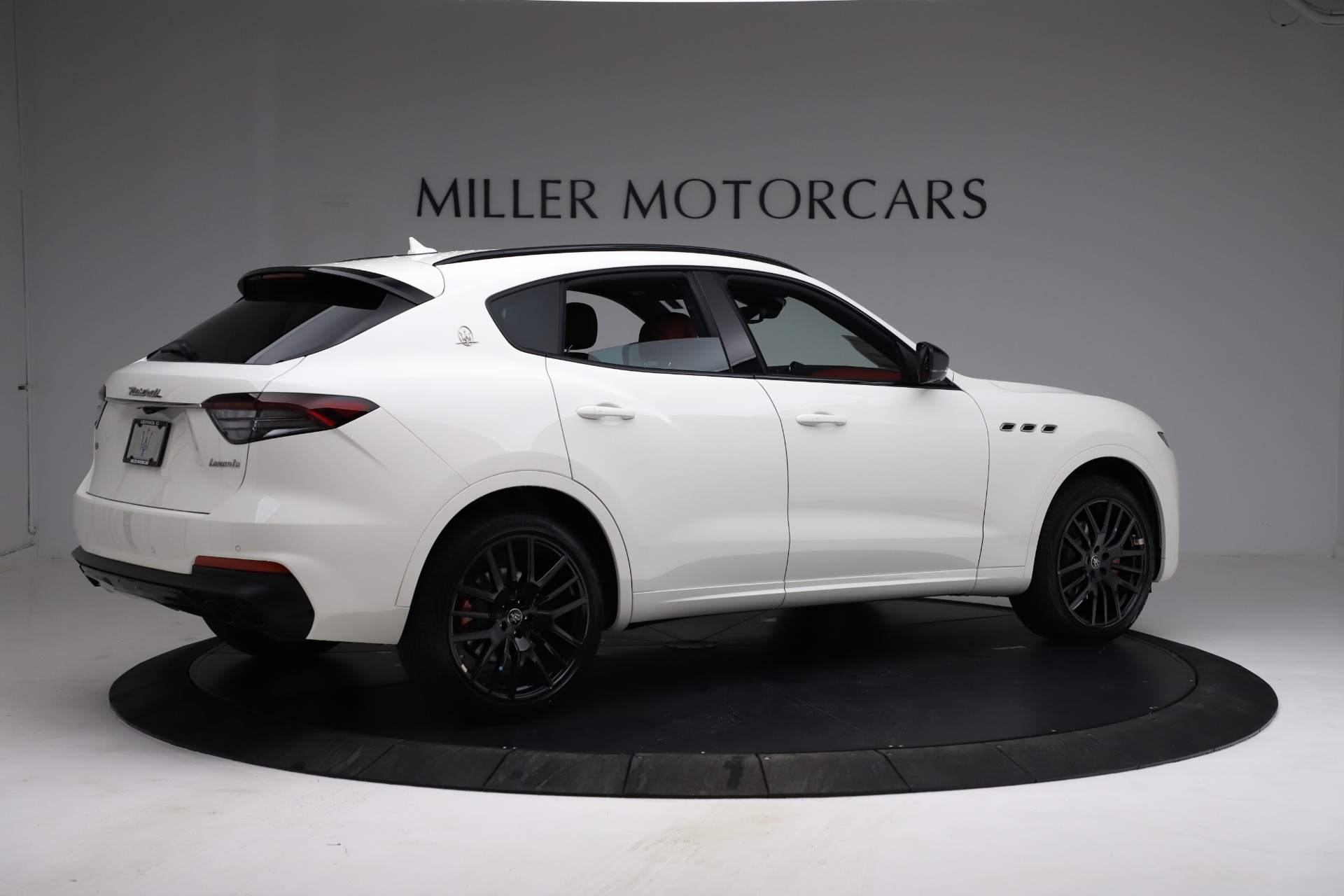 New 2021 Maserati Levante Q4 | St. Petersburg, FL