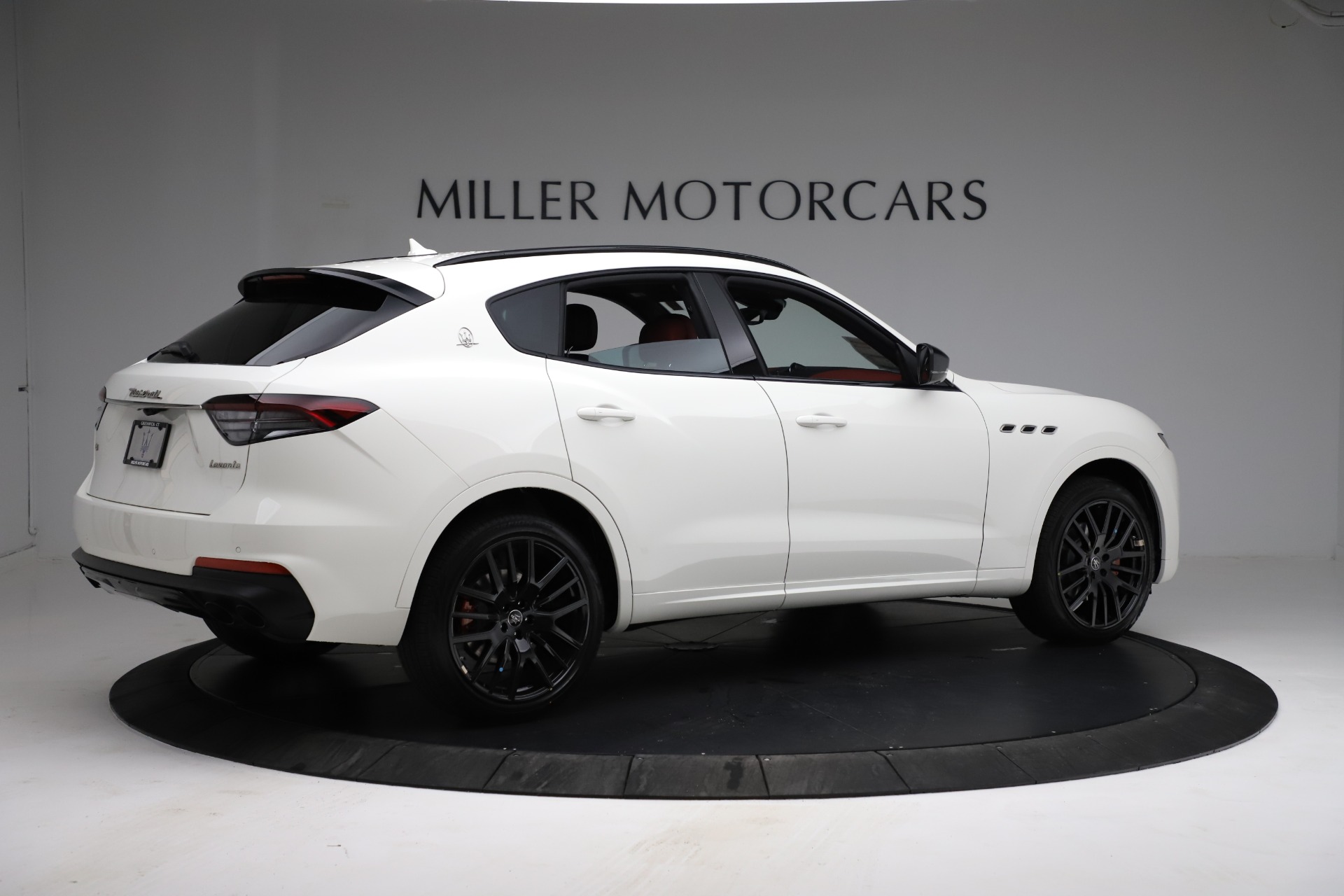 New 2021 Maserati Levante Q4 | St. Petersburg, FL