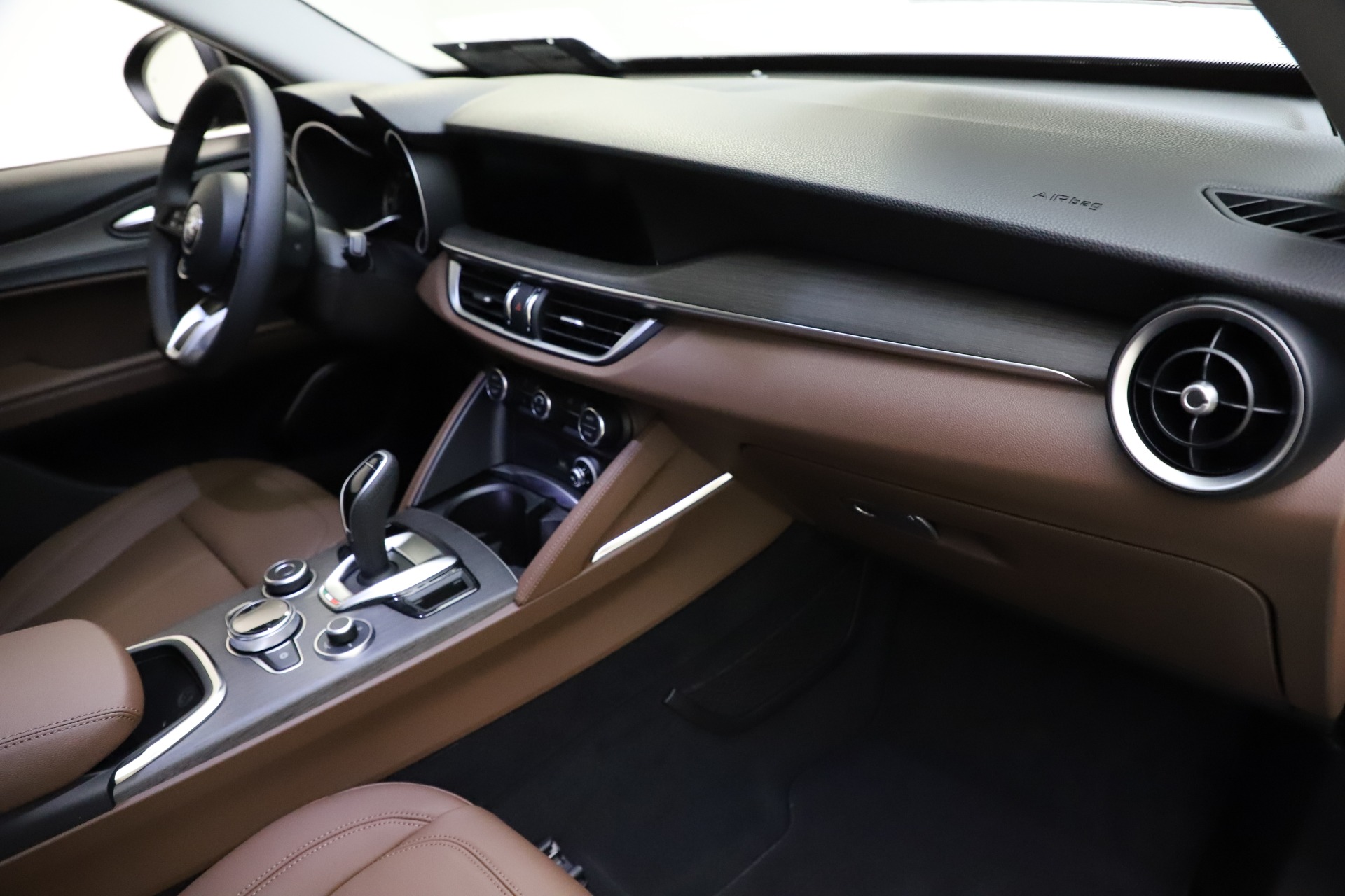 New 2021 Alfa Romeo Stelvio Ti Q4 | St. Petersburg, FL