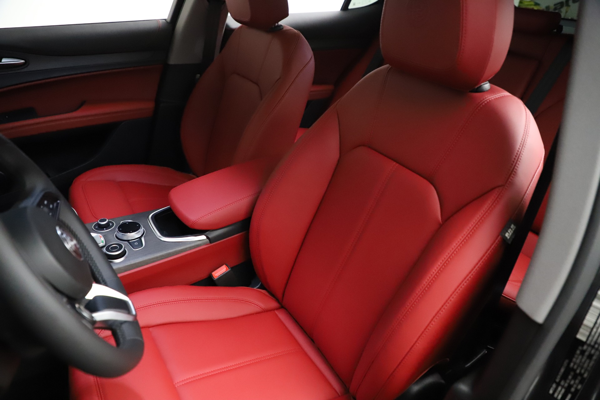 New 2021 Alfa Romeo Stelvio Ti Q4 | St. Petersburg, FL