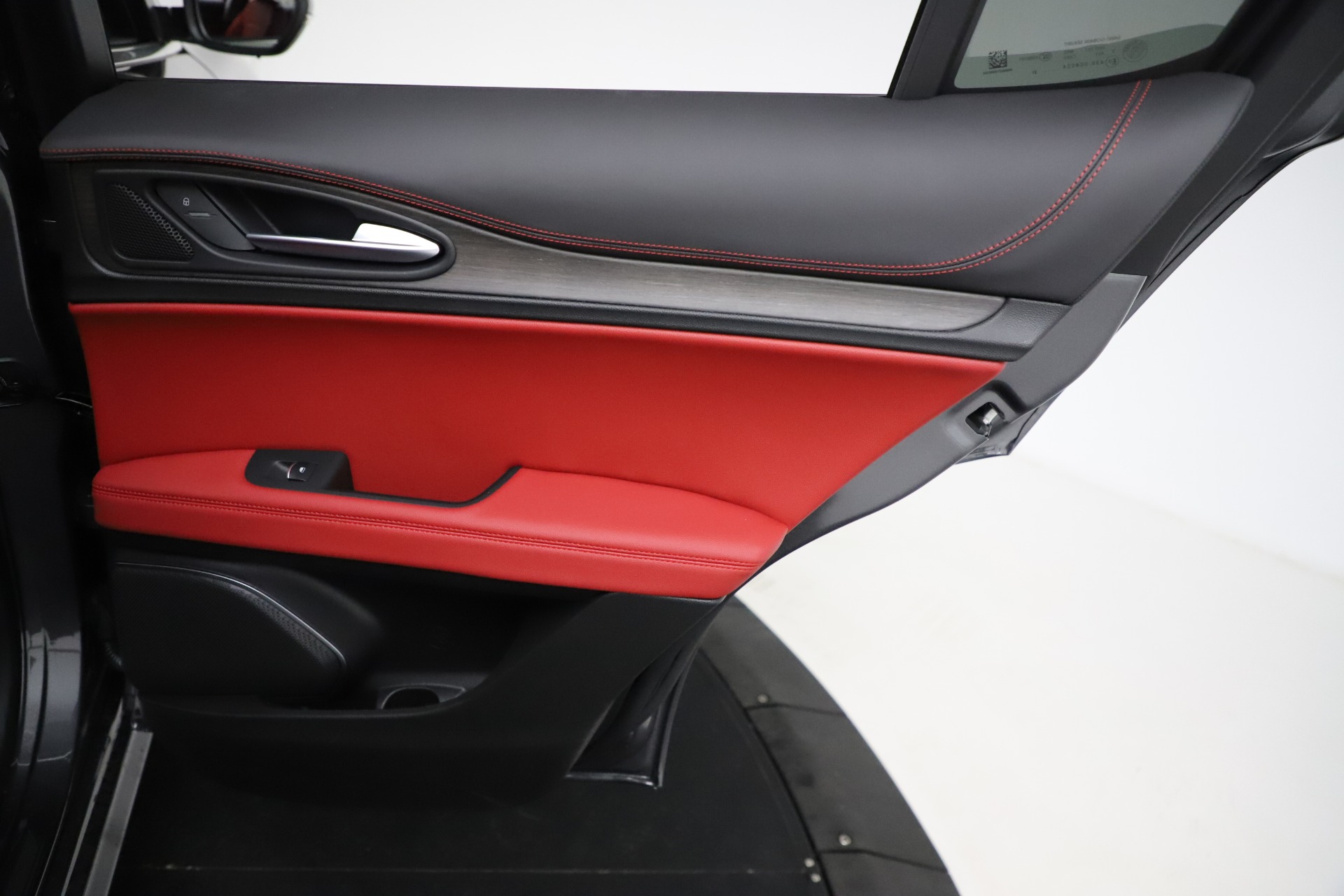 New 2021 Alfa Romeo Stelvio Ti Q4 | St. Petersburg, FL